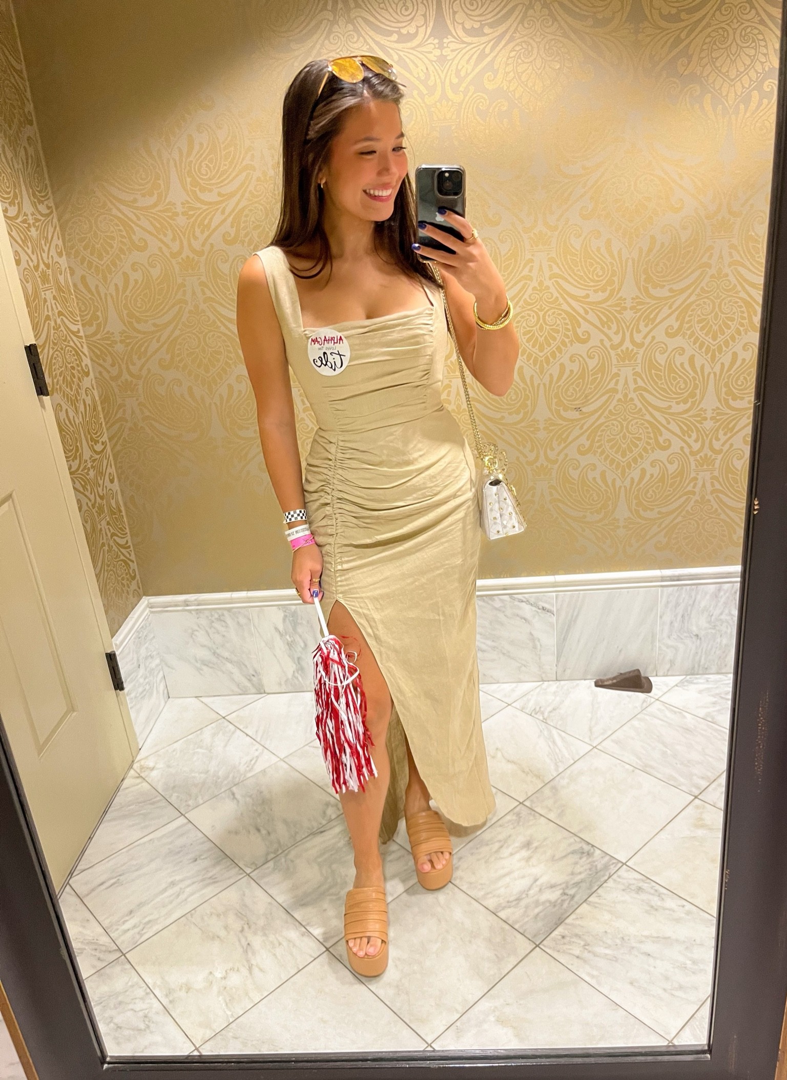 This dress by Rumer is so flattering and comfortable, perfect for a neutral gameday look!! 

Rumer is on a huge sale right not on Saks so I added a bunch of similar dresses from the brand that are a great deal!🤍

#rumer #gameday #saksfifthavenue #gamedayfit #bama

#LTKsalealert #LTKunder100 #LTKU