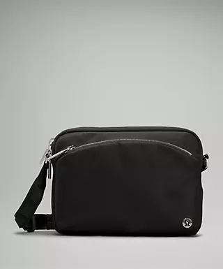 City Adventurer Crossbody Bag 2.5L | Women's Bags,Purses,Wallets | lululemon | Lululemon (US)