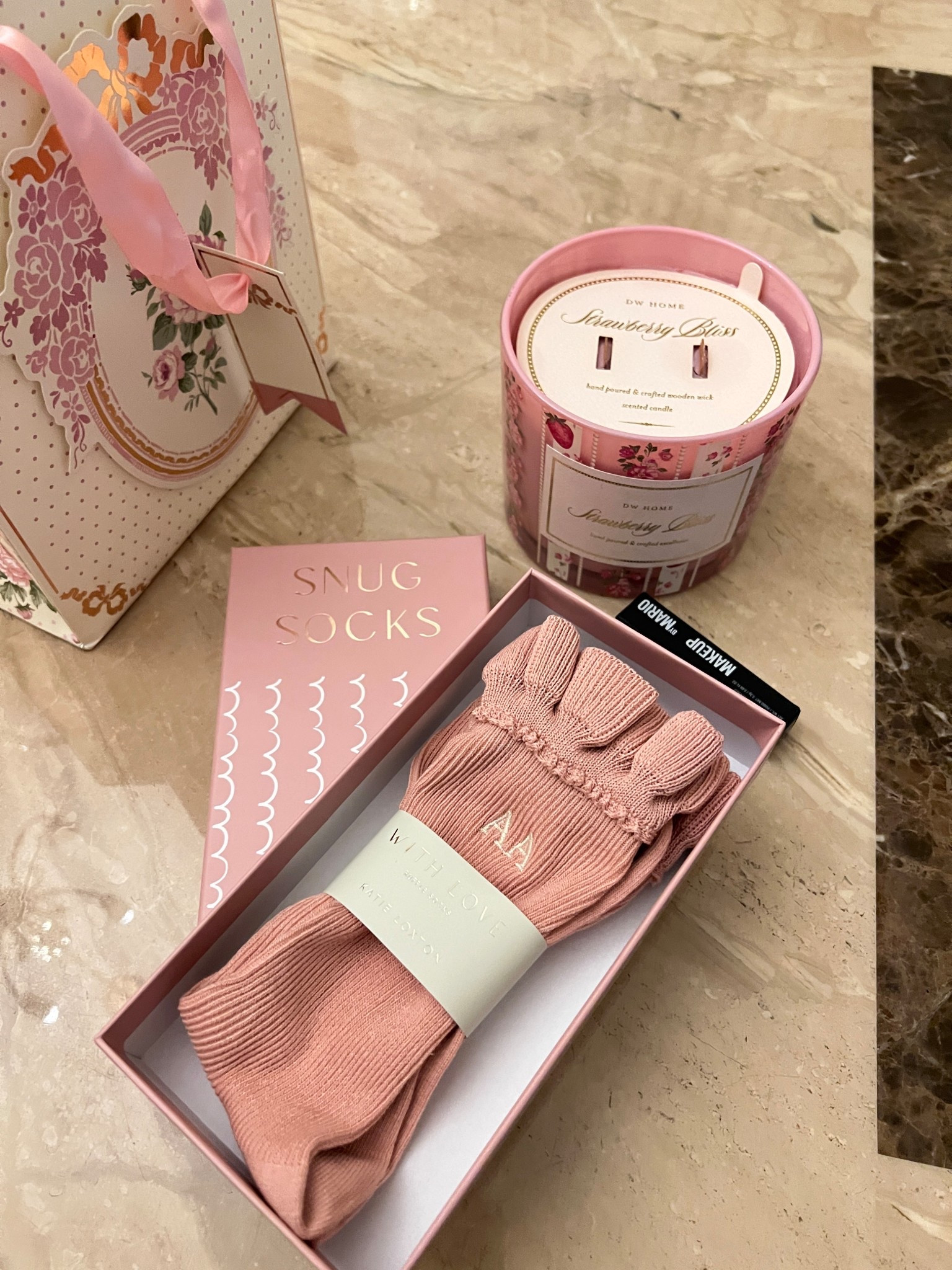 personalised socks 

#LTKgiftguide