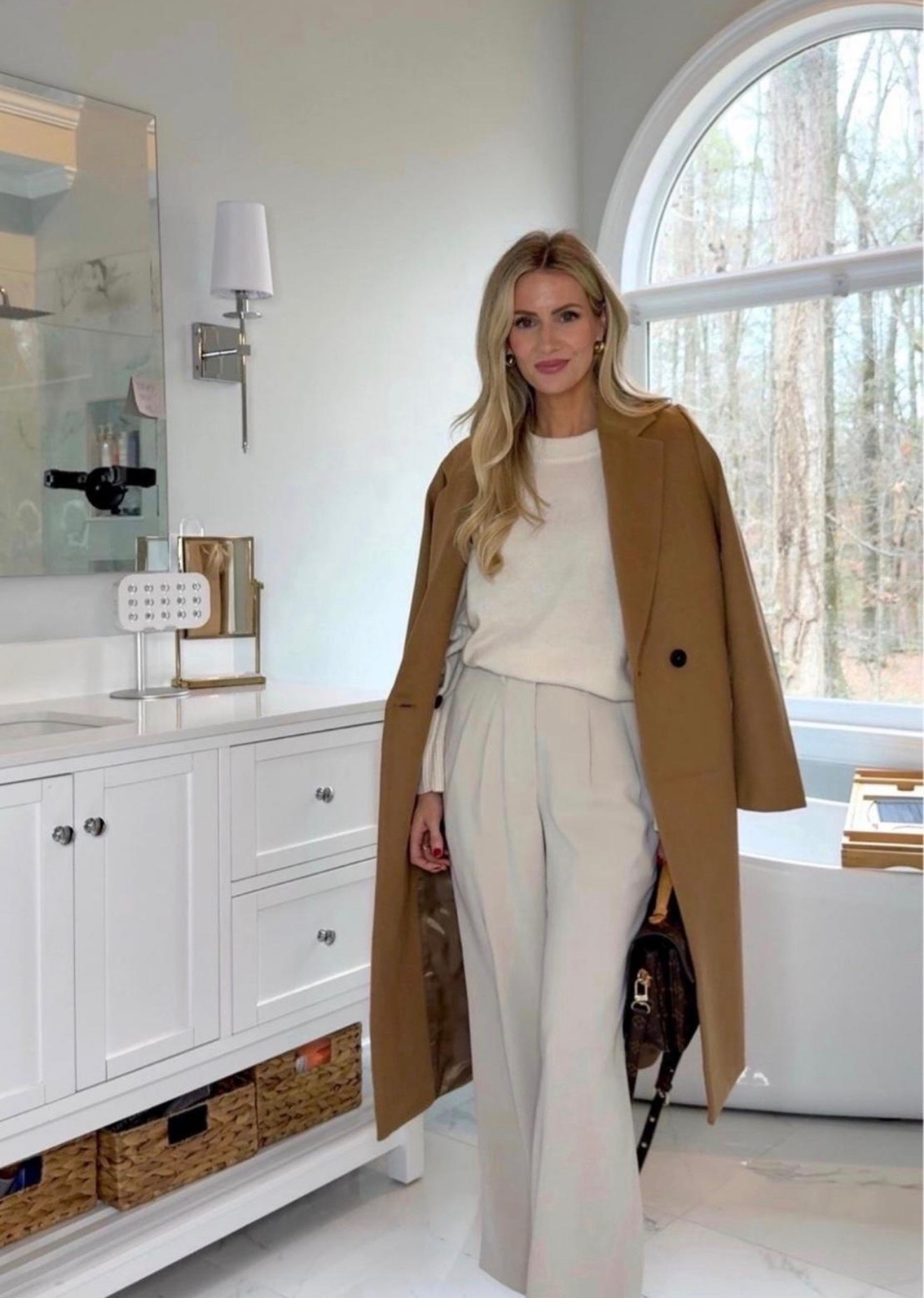 This cashmere sweater feels as luxurious as it looks, I like to size up one size for a more oversized fit.  This coat comes in 6 colors ;)

#LTKootd #LTKSeasonal