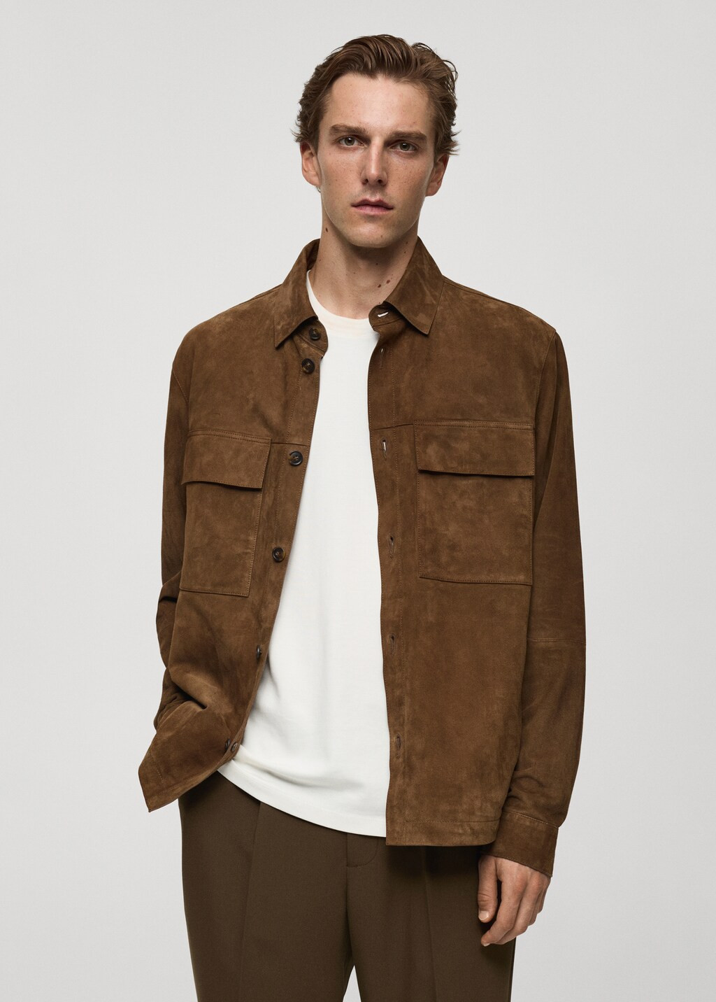 Overshirt aus 100 % Wildleder mit Taschen | MANGO (DE)