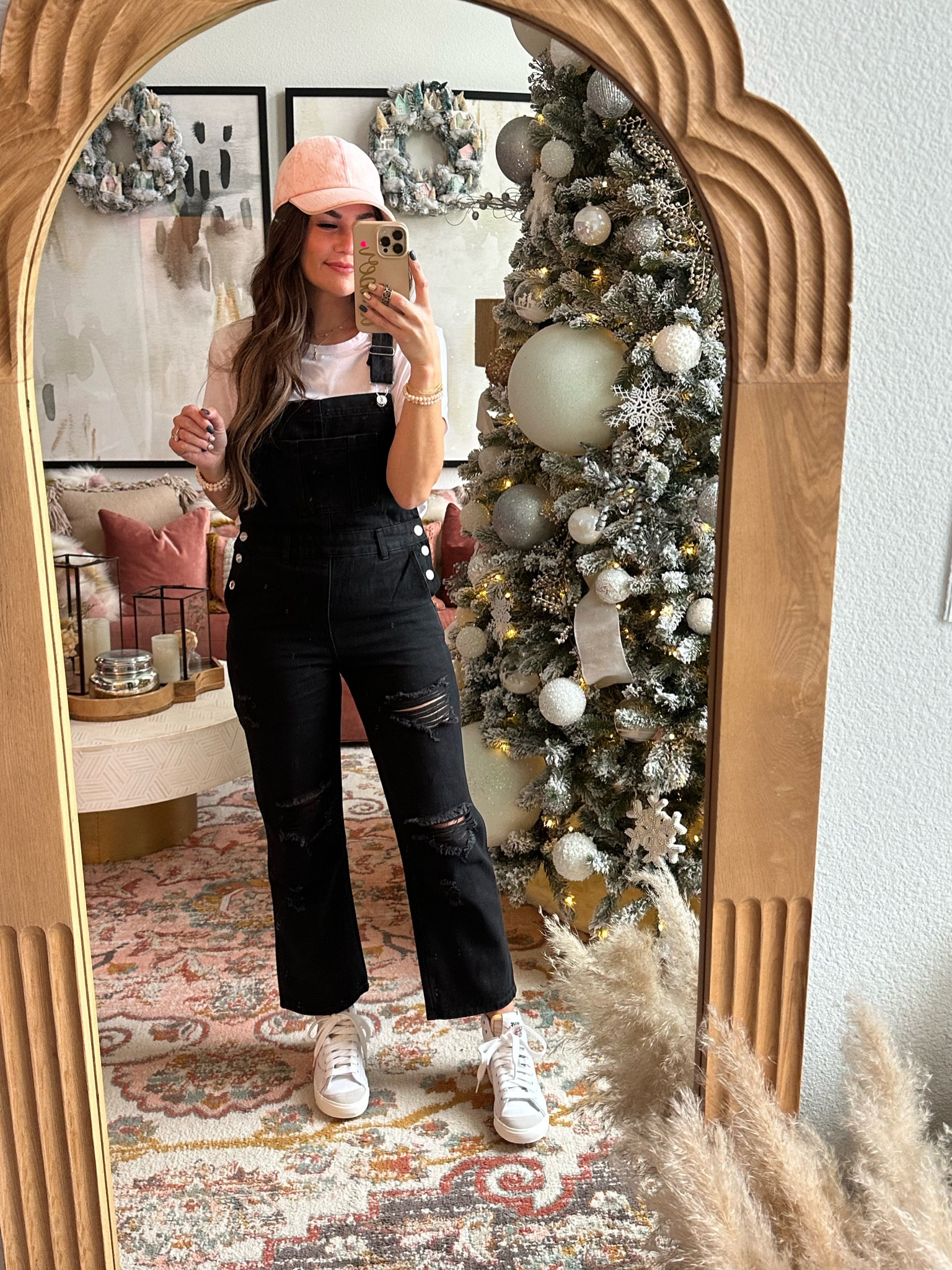holiday casual from pink lily! size small in the overalls, i would size up for a looser fit. amber20 for 20% off 

#LTKshoecrush #LTKstyletip #LTKSeasonal