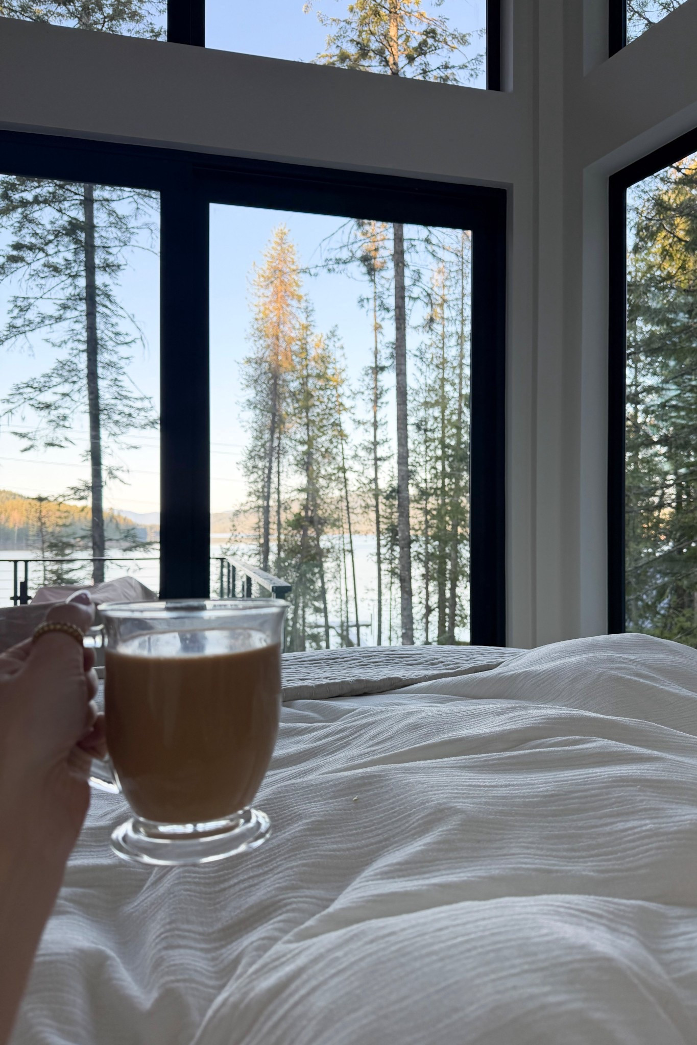 good morning friends 🌞

#LTKmorningroutine #LTKHome #LTKdayinmylife