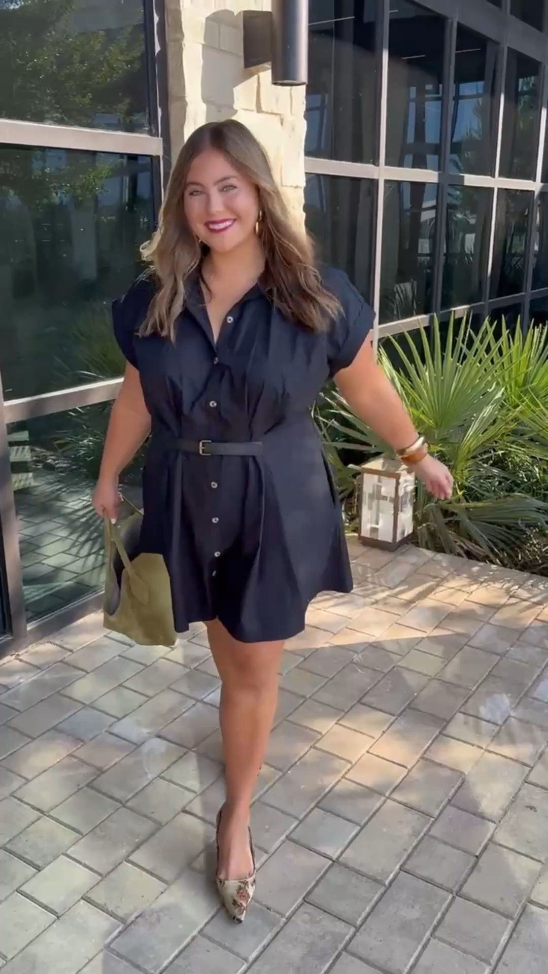 Today’s OOTD - snappy casual / business casual / workwear. Wearing size 2X in dress. Use CARALYN20 at Shapermint. Use CARALYNM at Cakes Body. 

#LTKCon #LTKPlusSize #LTKWorkwear