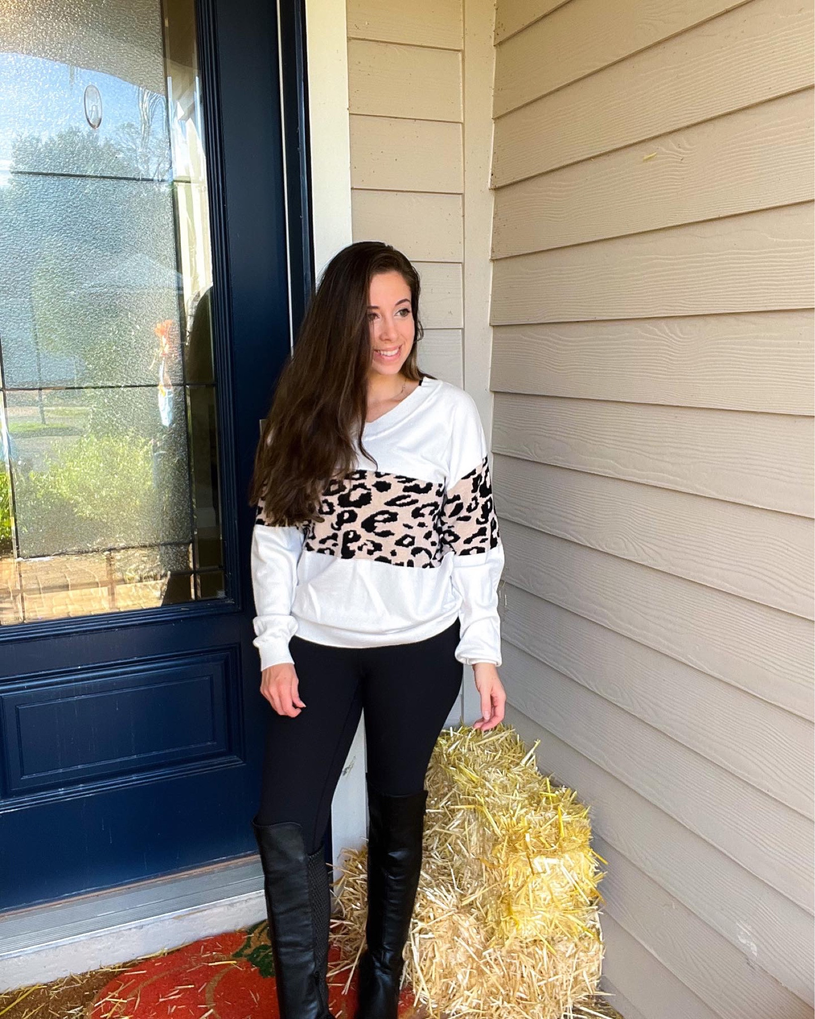 Sharing my fave ideas for thanksgiving comfortable outfit! You can wear leggings and still be comfy for thanksgiving! Love this look can be dressed up for work or holiday party but feels super comfortable! Affordable Amazon finds!!

#LTKHoliday #LTKSeasonal #LTKunder50