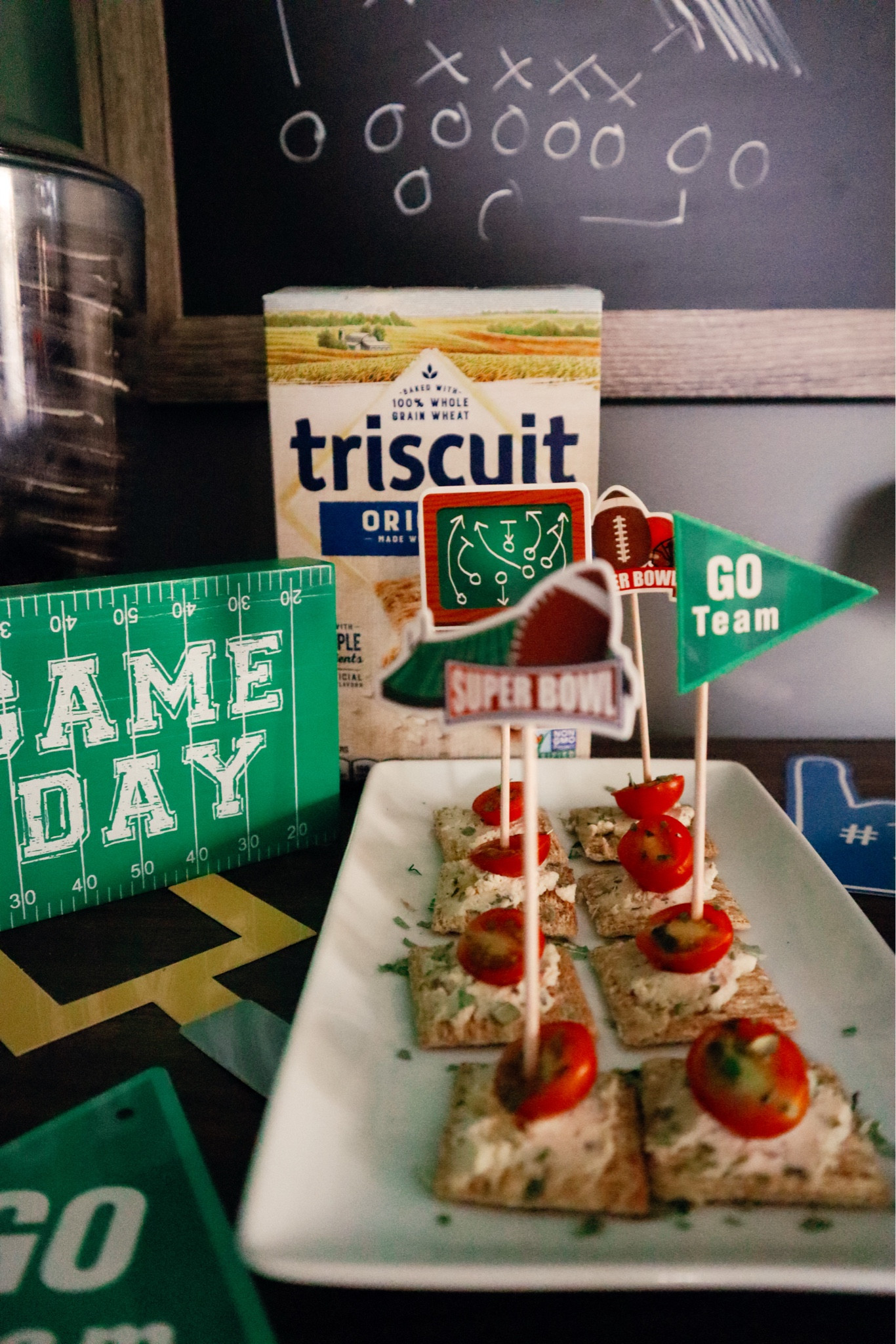 Super Bowl hosting ideas / game day party ideas / Super Bowl / Super Bowl finds / Super Bowl party 

#LTKParties