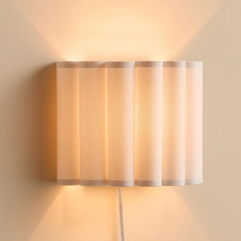No Nails Fluted Wall Sconce (7") | Dormify