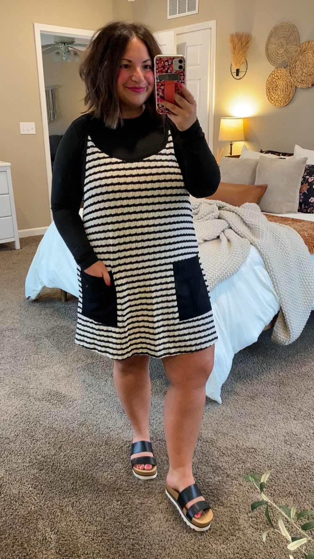 sandals: fit true to size // wearing a 5
long sleeve: fits true to size // wearing a medium
dress: fits true to size // wearing a large 

 

#LTKWorkwear #LTKMidsize #LTKStyleTip