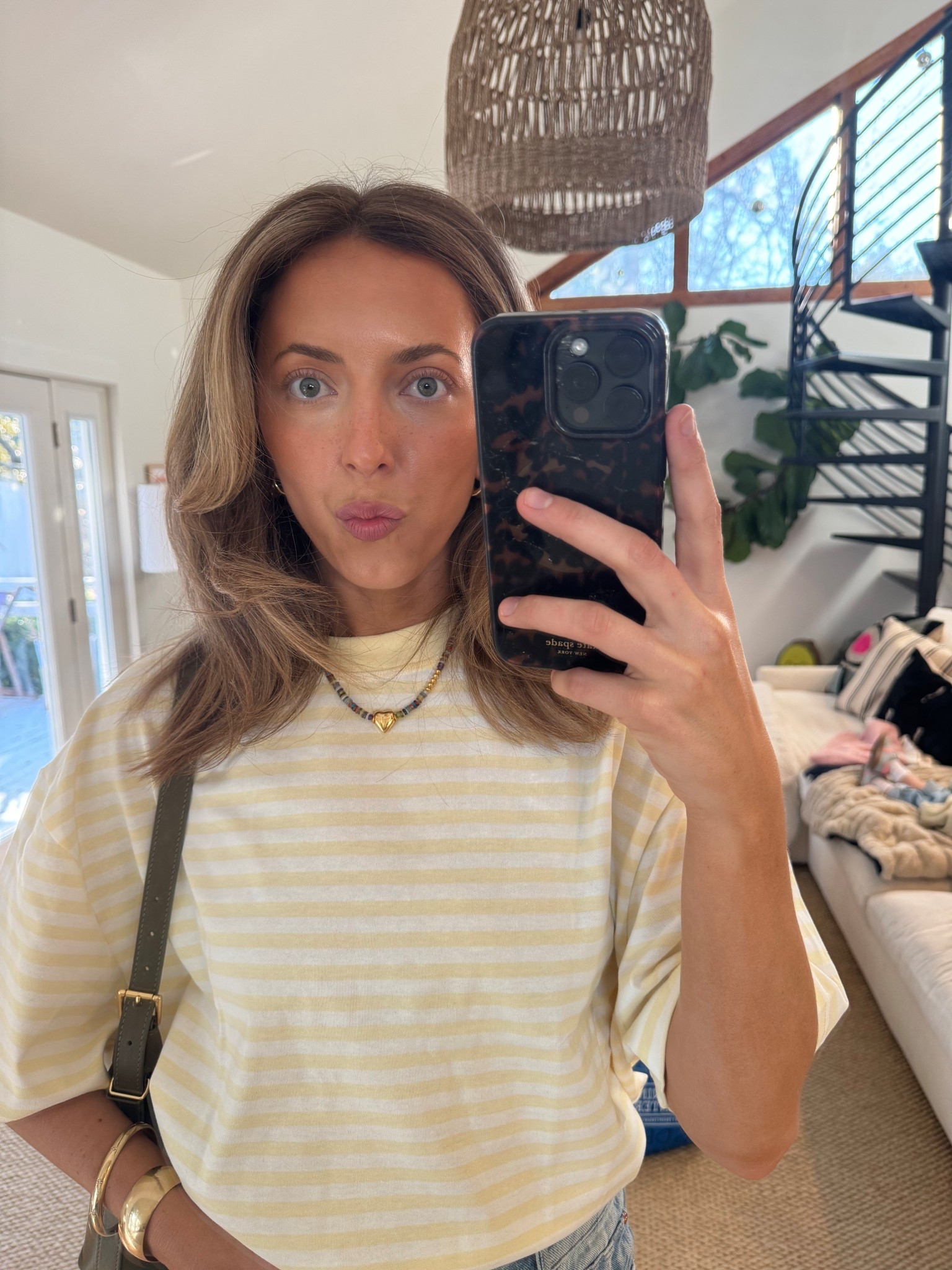 Make I used for this look. 
Mixed the tinted moisturizers 
Used merit stick in bisque & sienna for contour 
Merit fox blush 
Added some freckles 
And curled the lashes!  