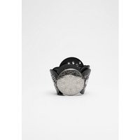 Nietengürtel - Alles für Damen | Stradivarius Deutschland | Stradivarius DE