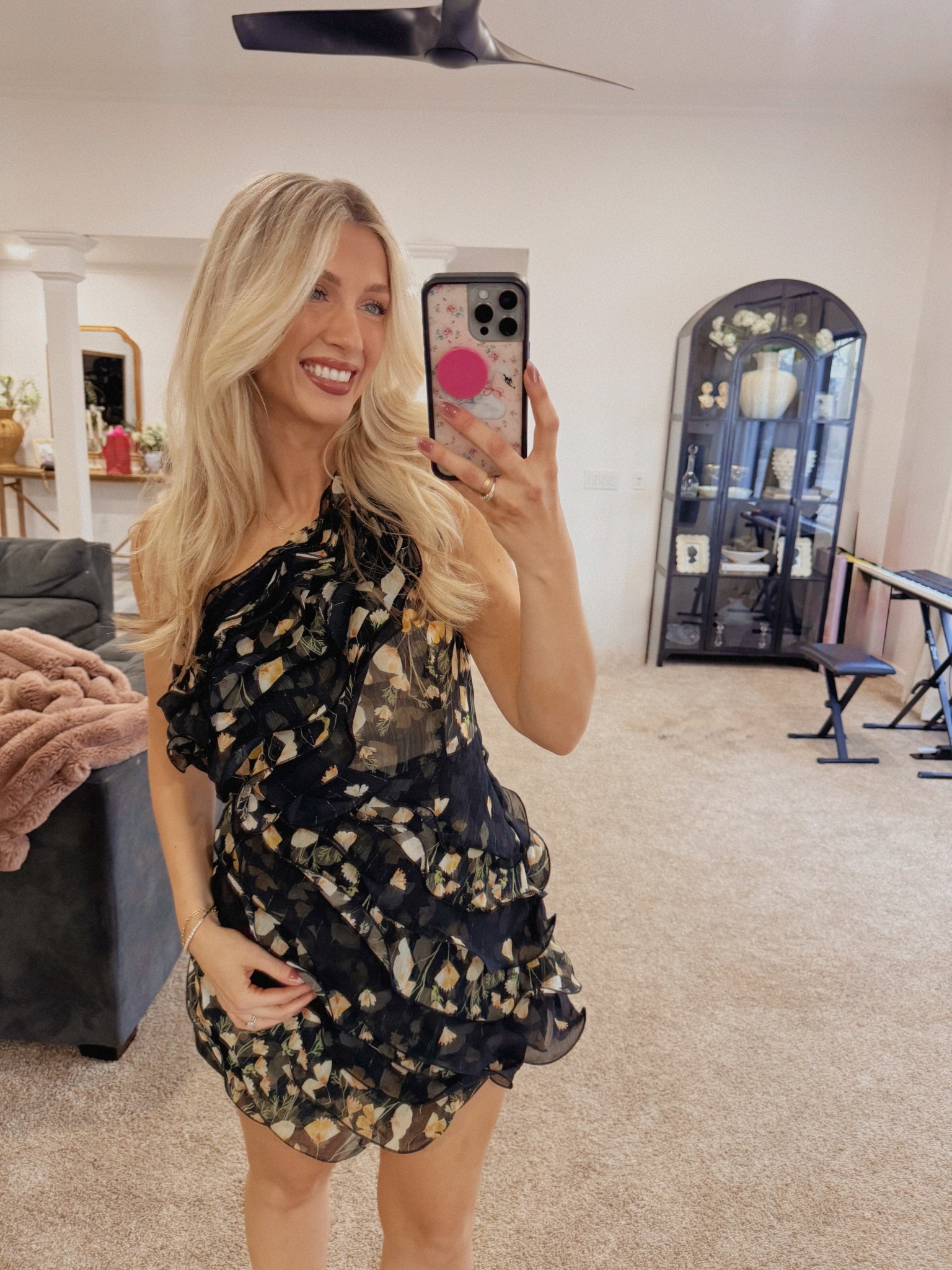 My dress is on sale right now!! 

#LTKootd #LTKValentine #LTKSaleAlert