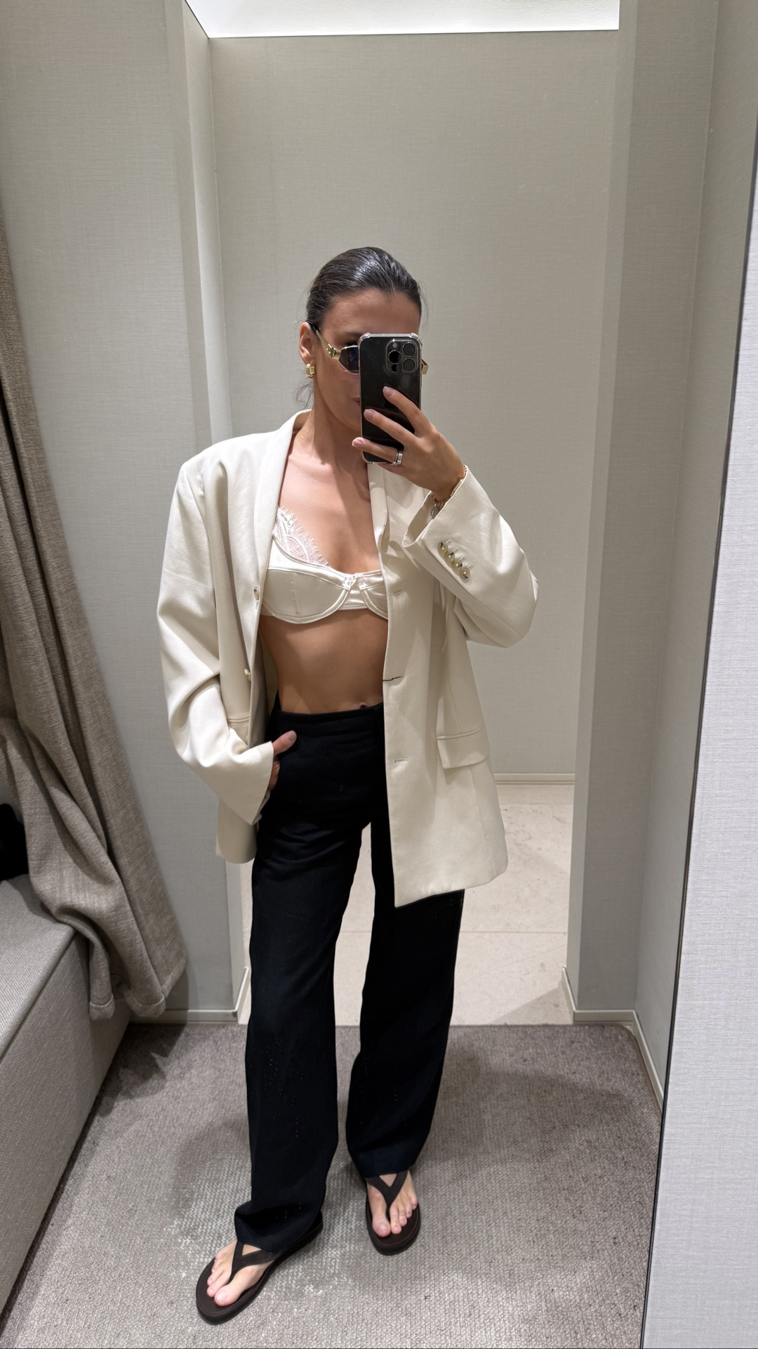 Chic pieces worth adding to your summer wishlist ✨🥰
I’m really obsessed with this outfit! This blazer is just perfect ✨
For reference ✨
My usual size is 34/36 (XS/S), shoe size 38.5 (EU).
The linen pants are XS and fit perfectly!
Wearing the blazer in S and the slides in size 39 ✨

I pinned the links for different countries ✨

#LTKsummer #LTKstyle #LTKlinen #LTKfinds #LTKdateinght

#LTKootd