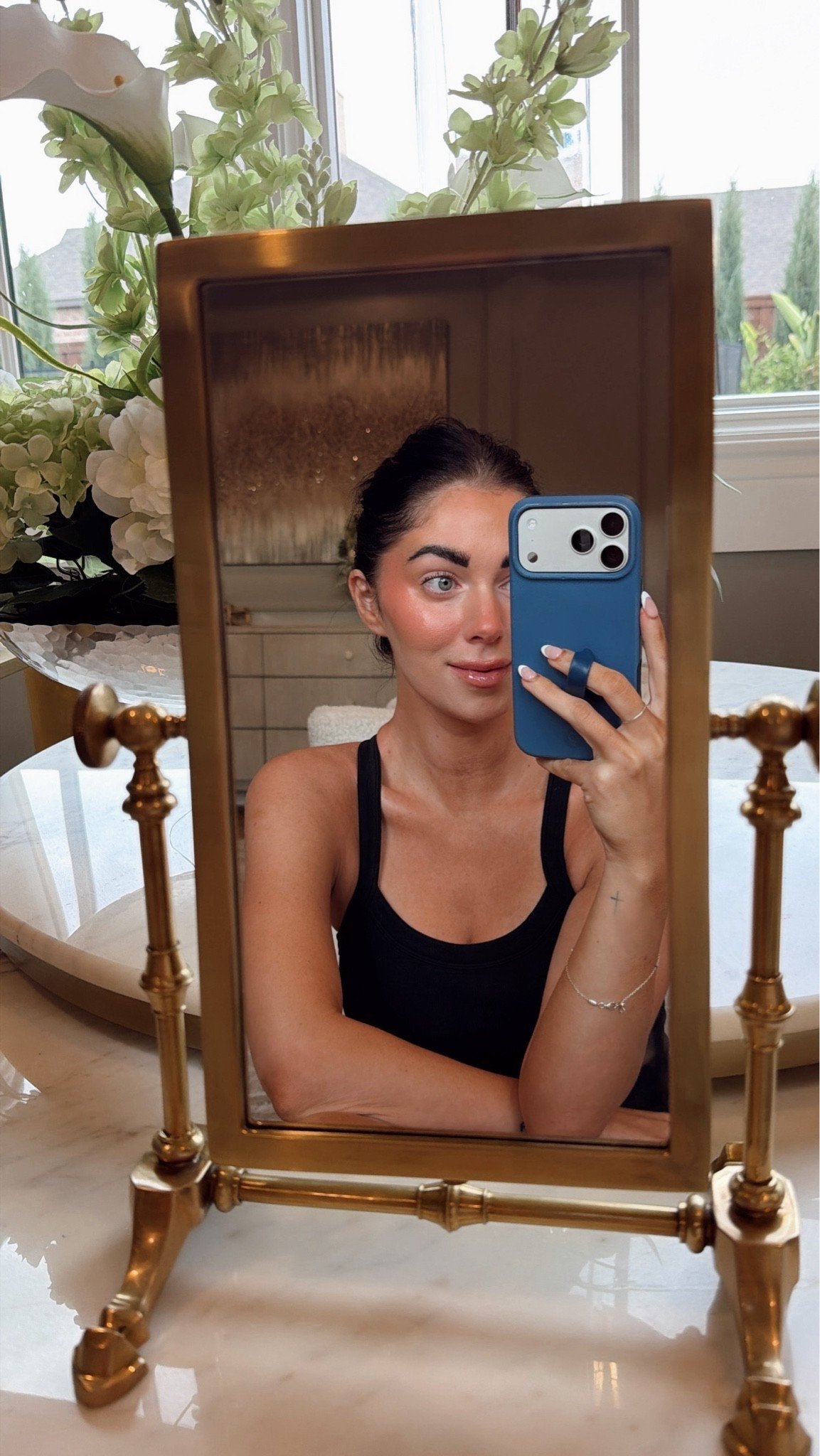 Merit complexion stick in shade dune
Merrit contour stick in shade seine￼
Merit highlighter 
Translucent powder
Touch of bronzer powdered
Dibs beauty blush starlit
Eyebrow gel (I dye my eyebrows weekly to keep them dark)￼
Lip stain in shade romance 
Lip liner in shade Beverly Hills ￼￼
