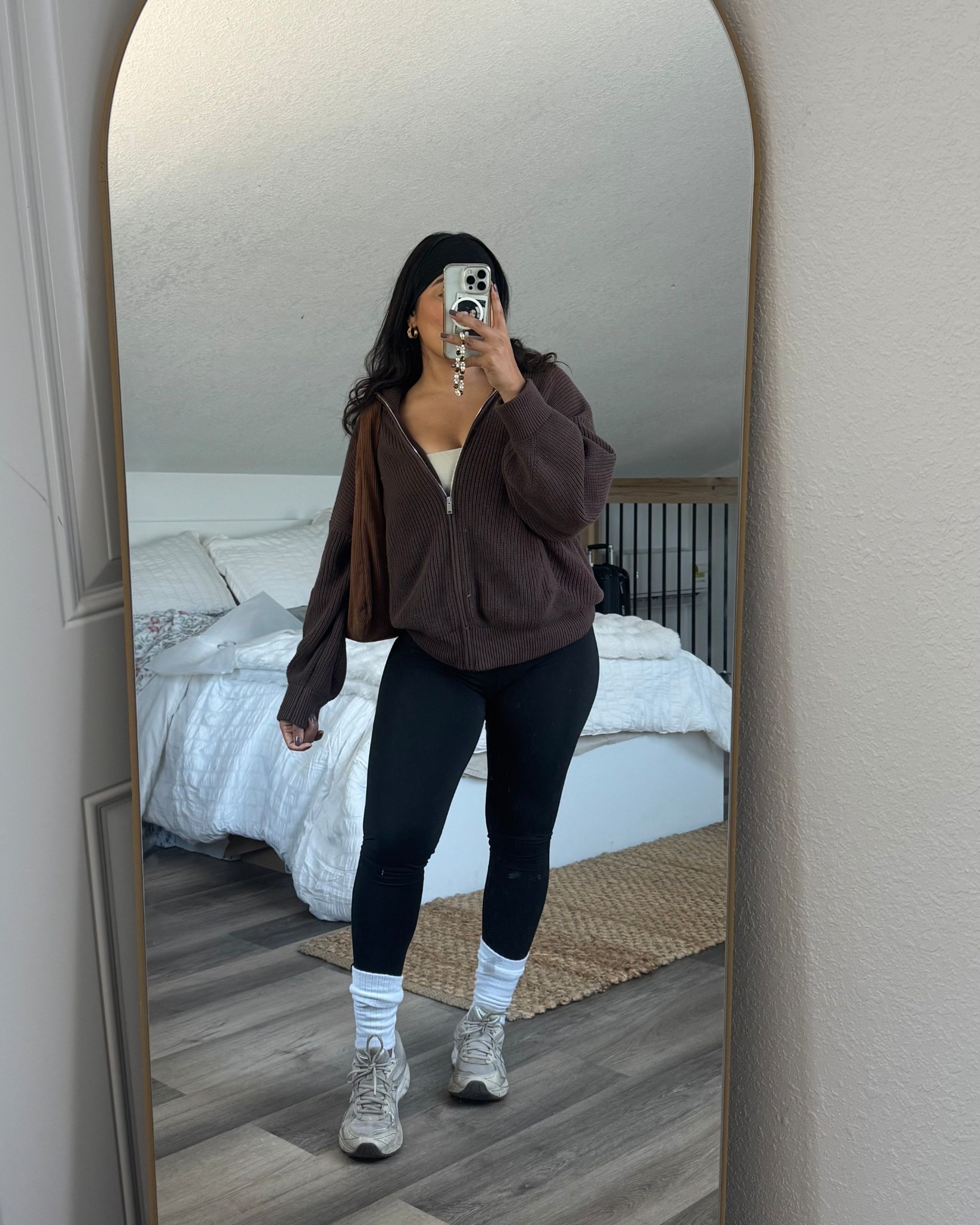 A cute casual fall OOTD 🤎 