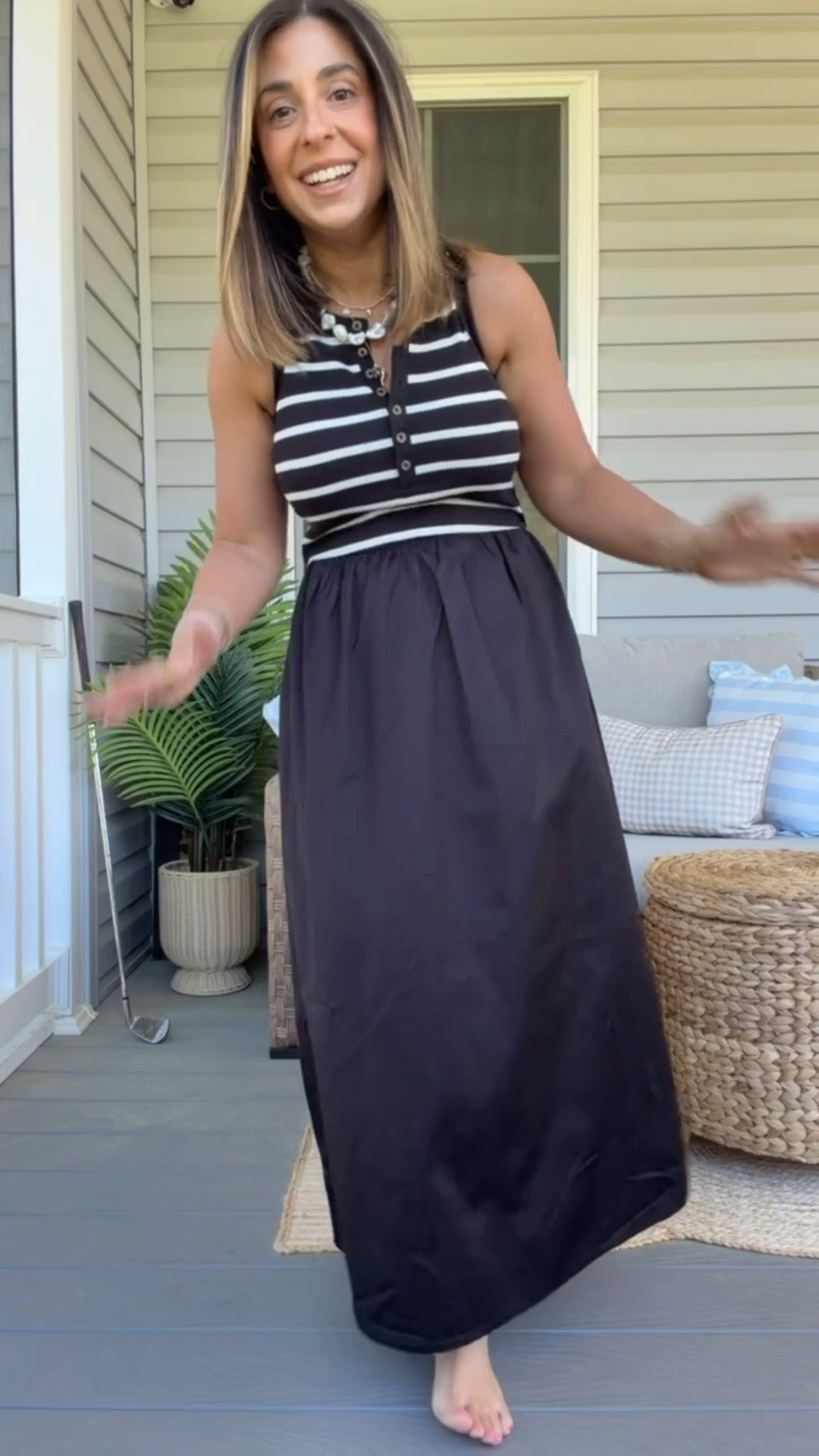 Ohhhh, this may be my favorite Walmart dress of the year! This is so petite friendly, flattering, and can absolutely be dressed up or down! I’m obsessed with the functional buttons and the mixed materials on this. It has pockets and is petite friendly. I’m completely blown away by this $22 dress and obsessed with this look.

#LTKPetite #LTKMidsize #LTKSeasonal