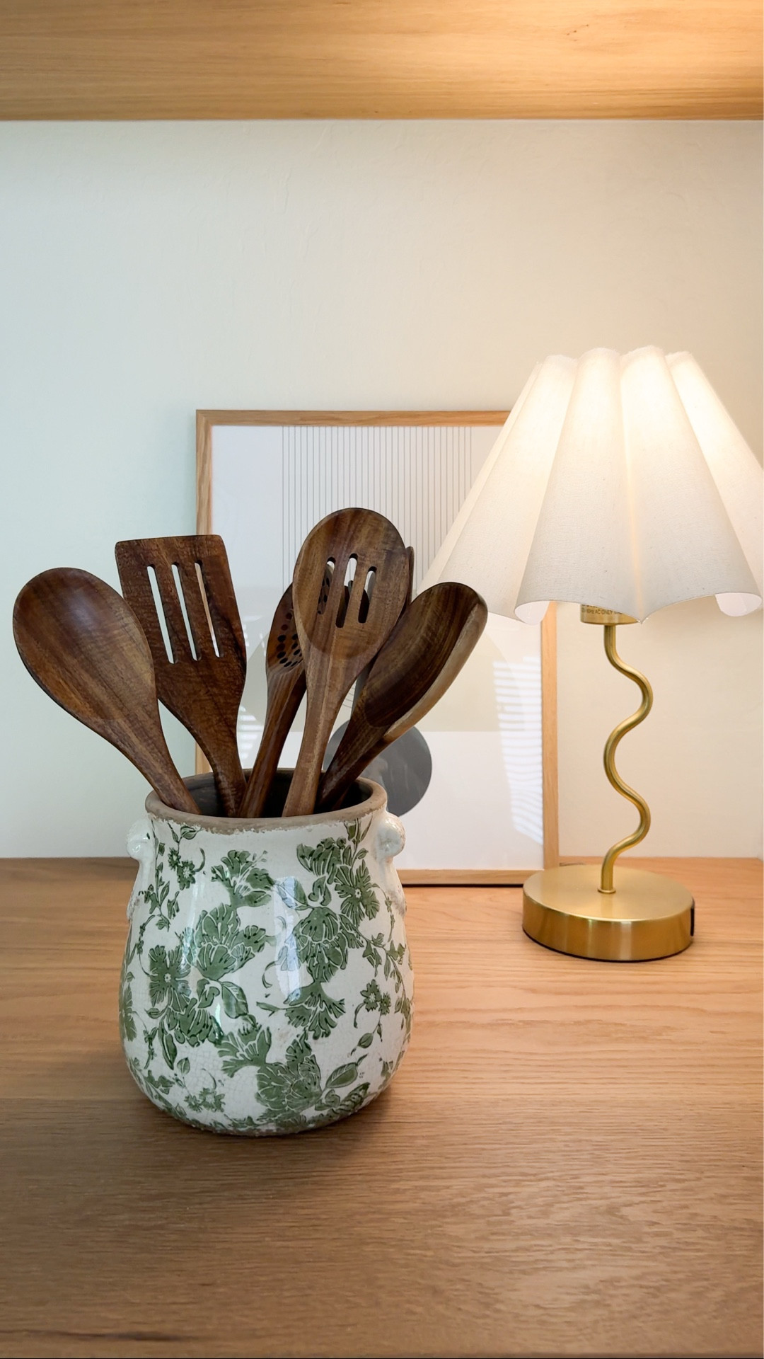 Tuscan floral planter vase 


#LTKSpringSale #LTKSaleAlert #LTKHome