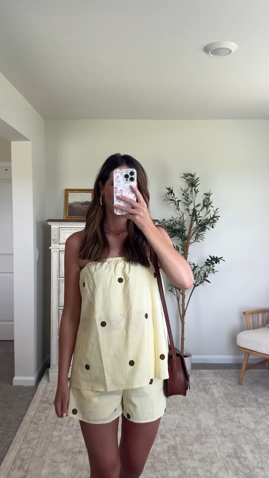 MOM OUTFITS
for reference:
5’9” | 145 lbs | usually size 6 / M
medium or small tall in pants

Target shorts — size 8. Love the fit! I'd recommend sizing up one from your usual size

Athletic Works shorts — wearing my TTS M, but they run a little big. I have them folded over in the video! If you don't want to style them that way, I'd recommend sizing down one. I could've worn a S 

Size down one from your TTS in both the white Walmart top (size S) & Old Navy shorts (size 4)!

#LTKTall #LTKootd #LTKmomlife