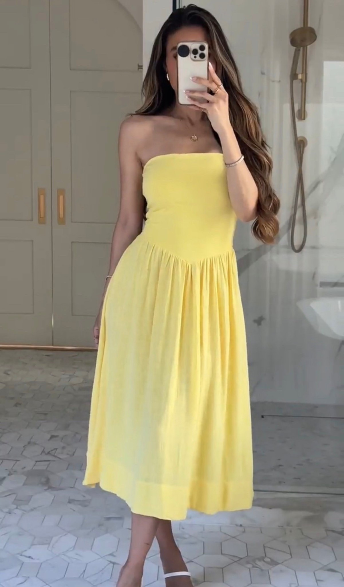 Scroll to shop! Follow for more finds! Xo! 🥰 

#LTKgrwm #LTKdayinmylife #LTKootd