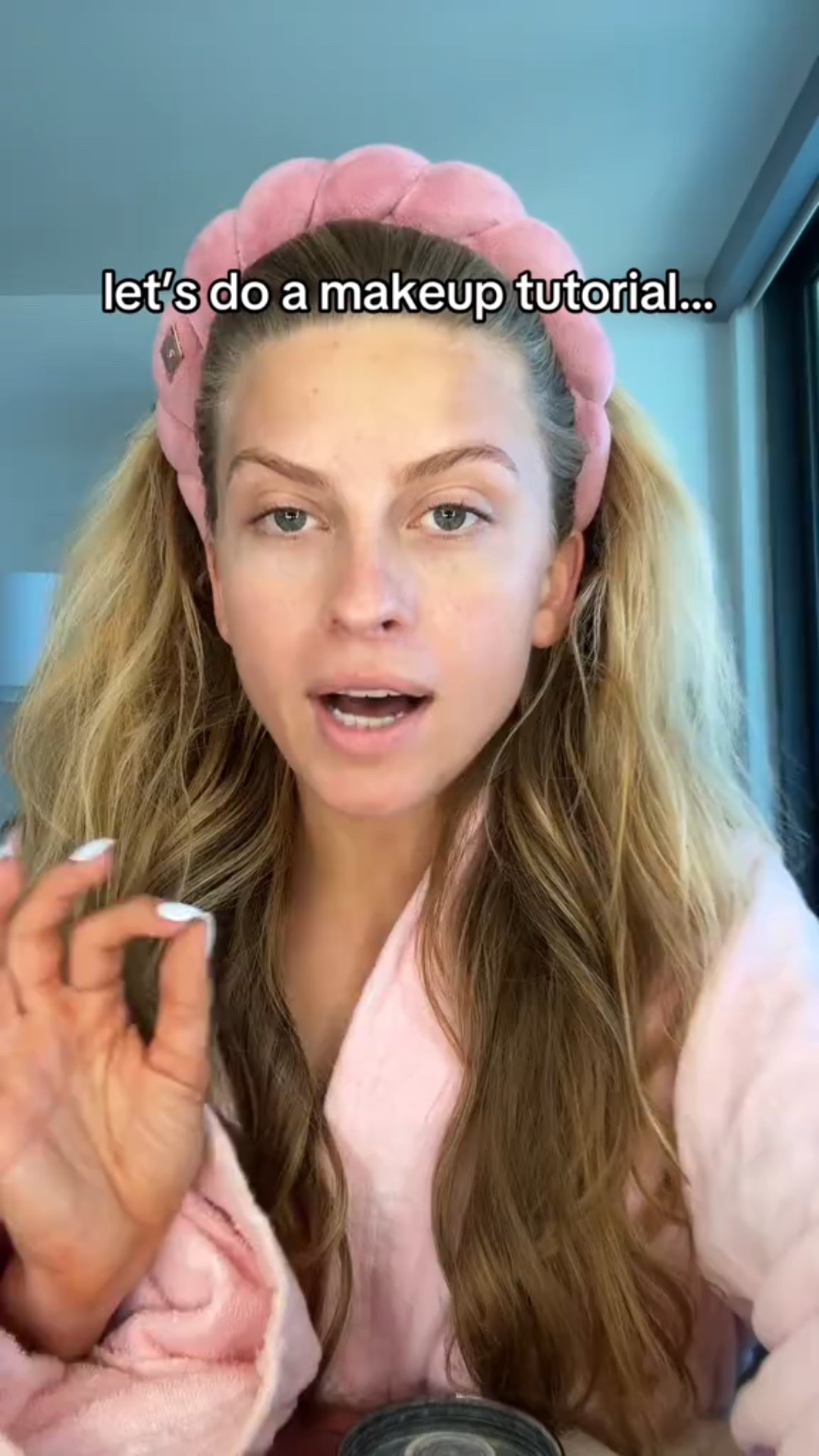 Let’s do a makeup tutorial 💞

#LTKWatchNow #LTKBeauty