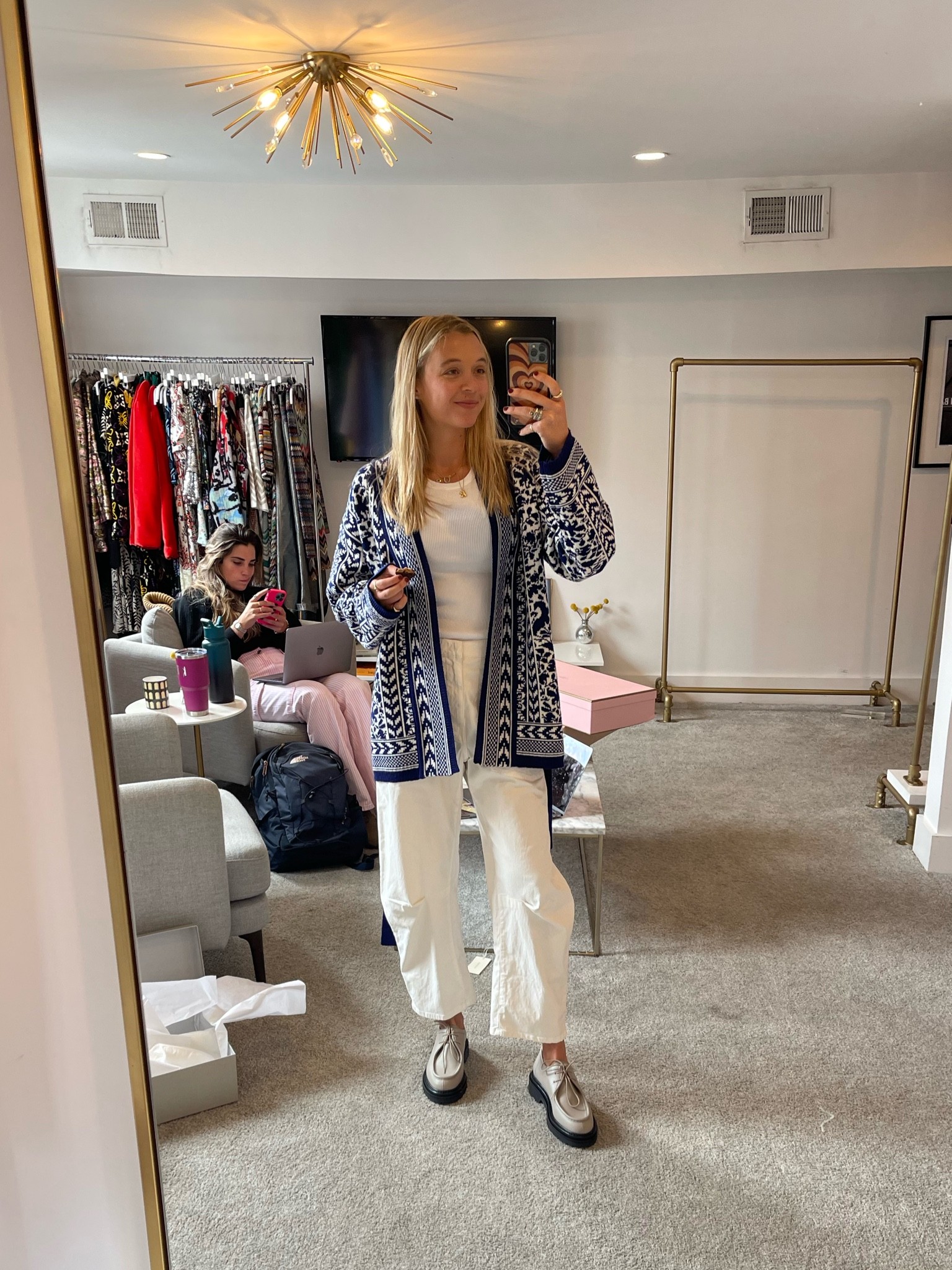 Thanksgiving cozies but company’s coming over🥿🍂🦃

#LTKHoliday #LTKshoecrush #LTKSeasonal