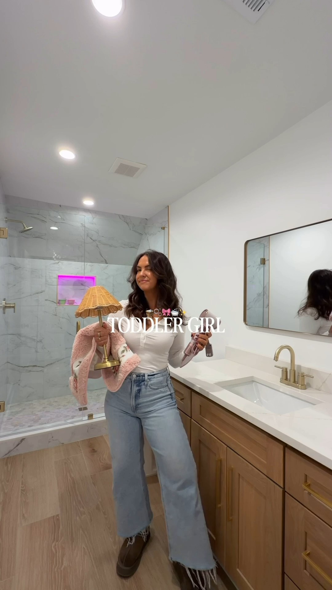 Toddler girl bathroom decor & organization!