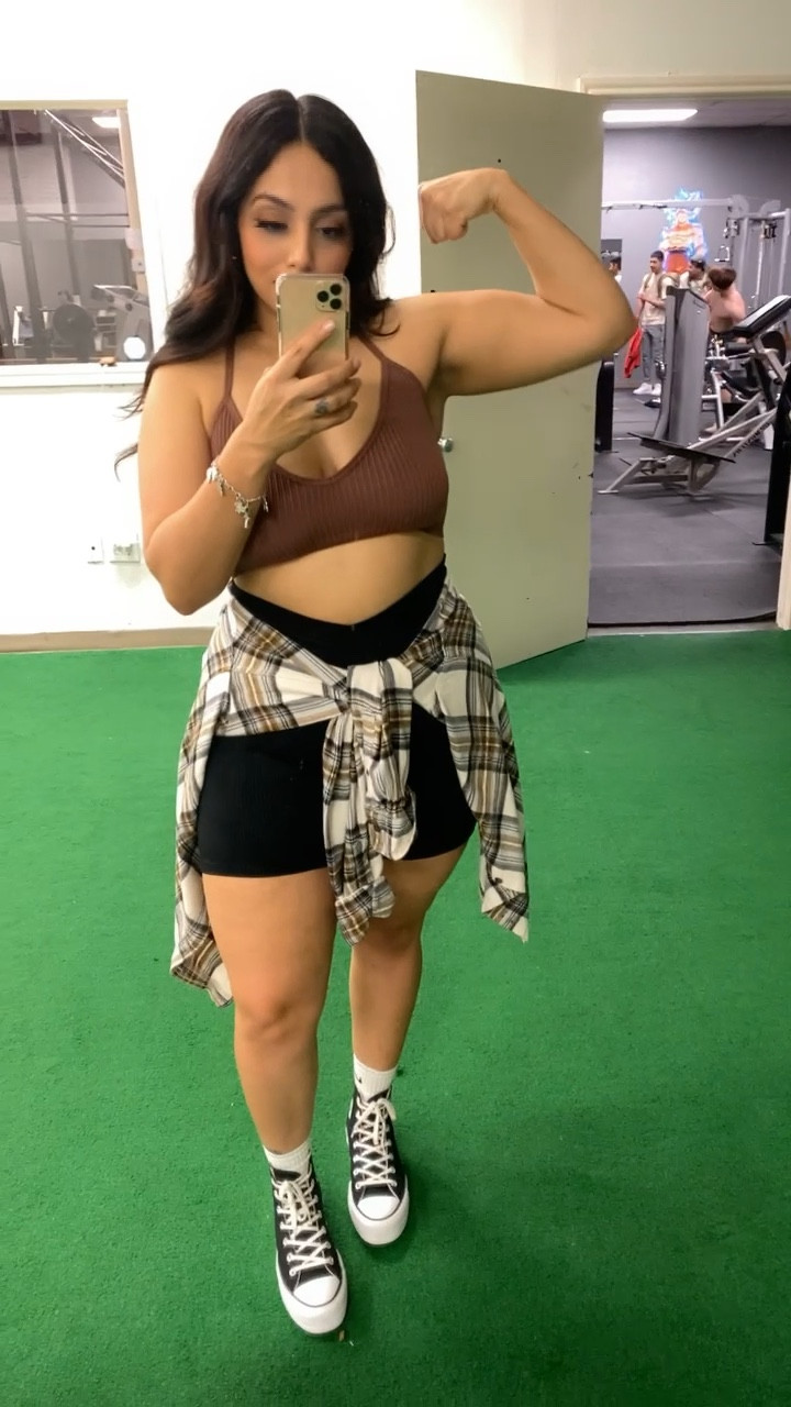 Gym mami ❤️‍🔥

#LTKFind #LTKSeasonal #LTKfit