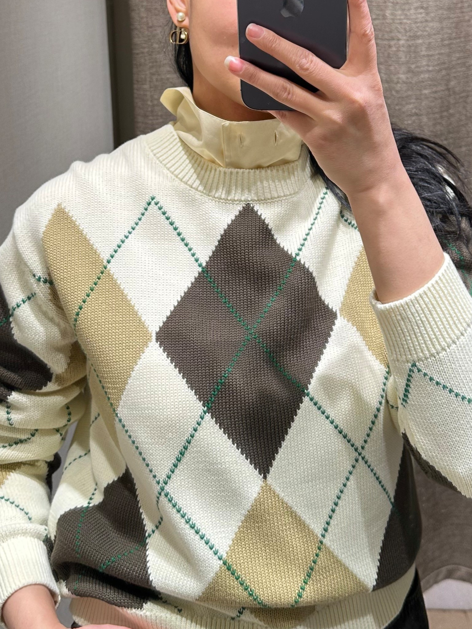 more try-ons: www.NURISVIEW.com