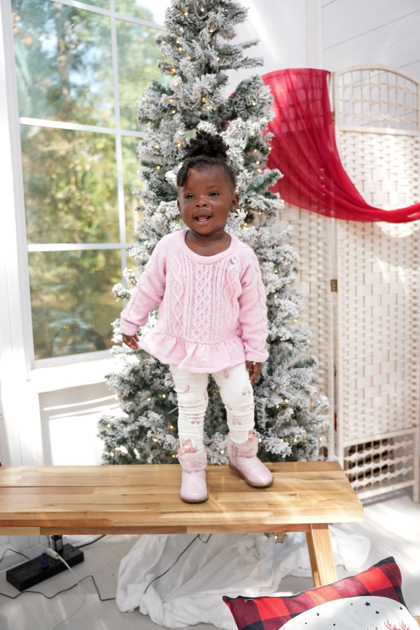 Lorie looks so adorable in her pink Gymboree ensemble

PS they really currently running a holiday sale on their website!

#LTKHoliday #LTKSeasonal #LTKSaleAlert