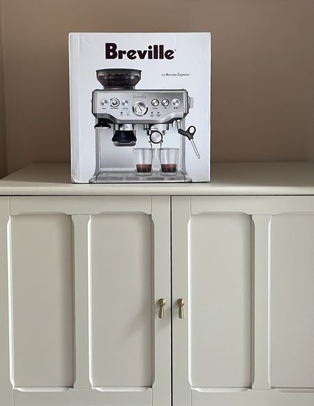 coffee maker is a must for ever coffee lover cup of ☕️ #breville #espresso #coffee #coffeemaker #coffeemachine #love #ltkfinds #ltk #home #wedding #gift #latte #latteart

#LTKhome #LTKfamily #LTKover40