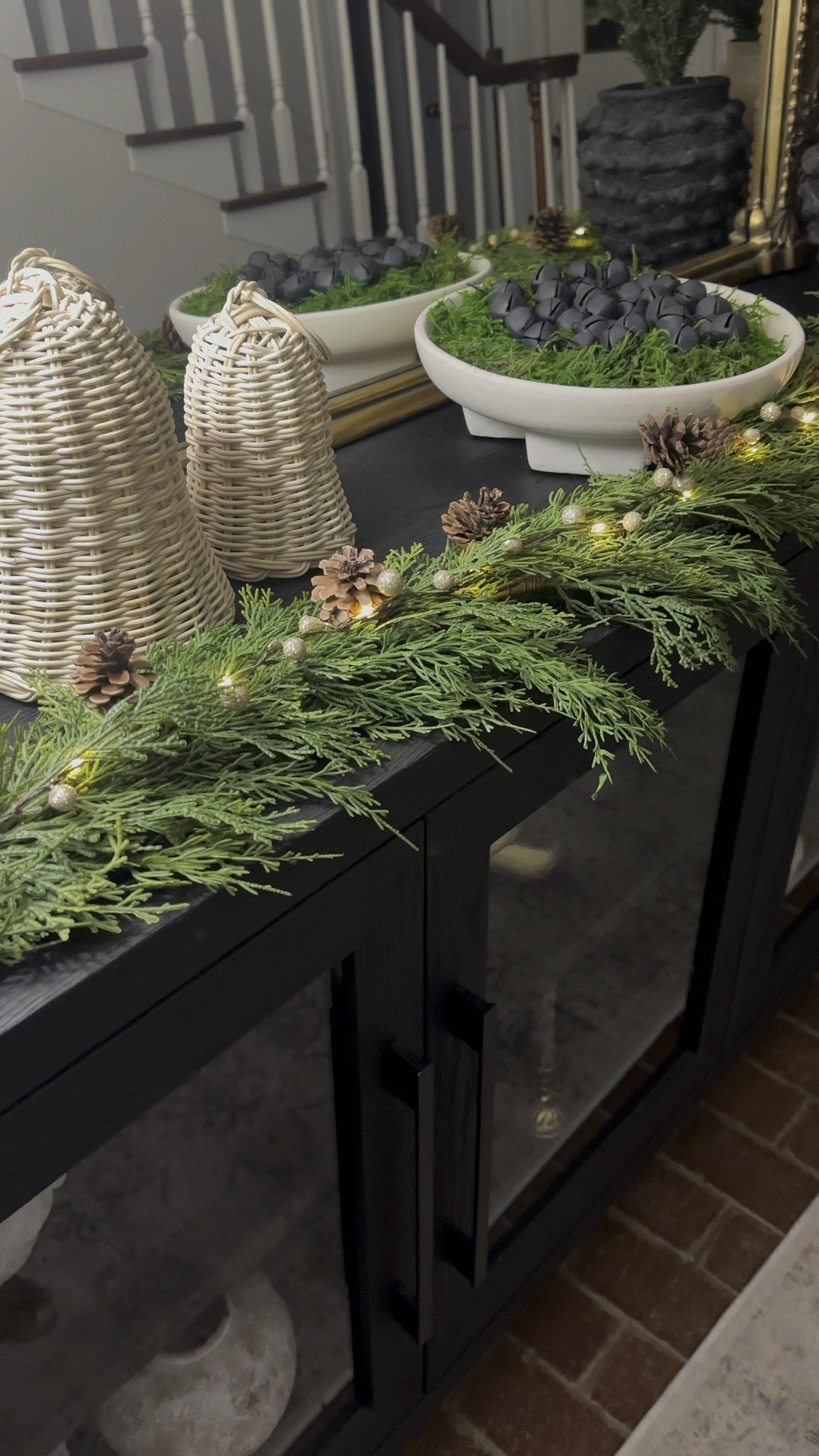 Shop my console table

#LTKSeasonal #LTKhome #LTKHoliday