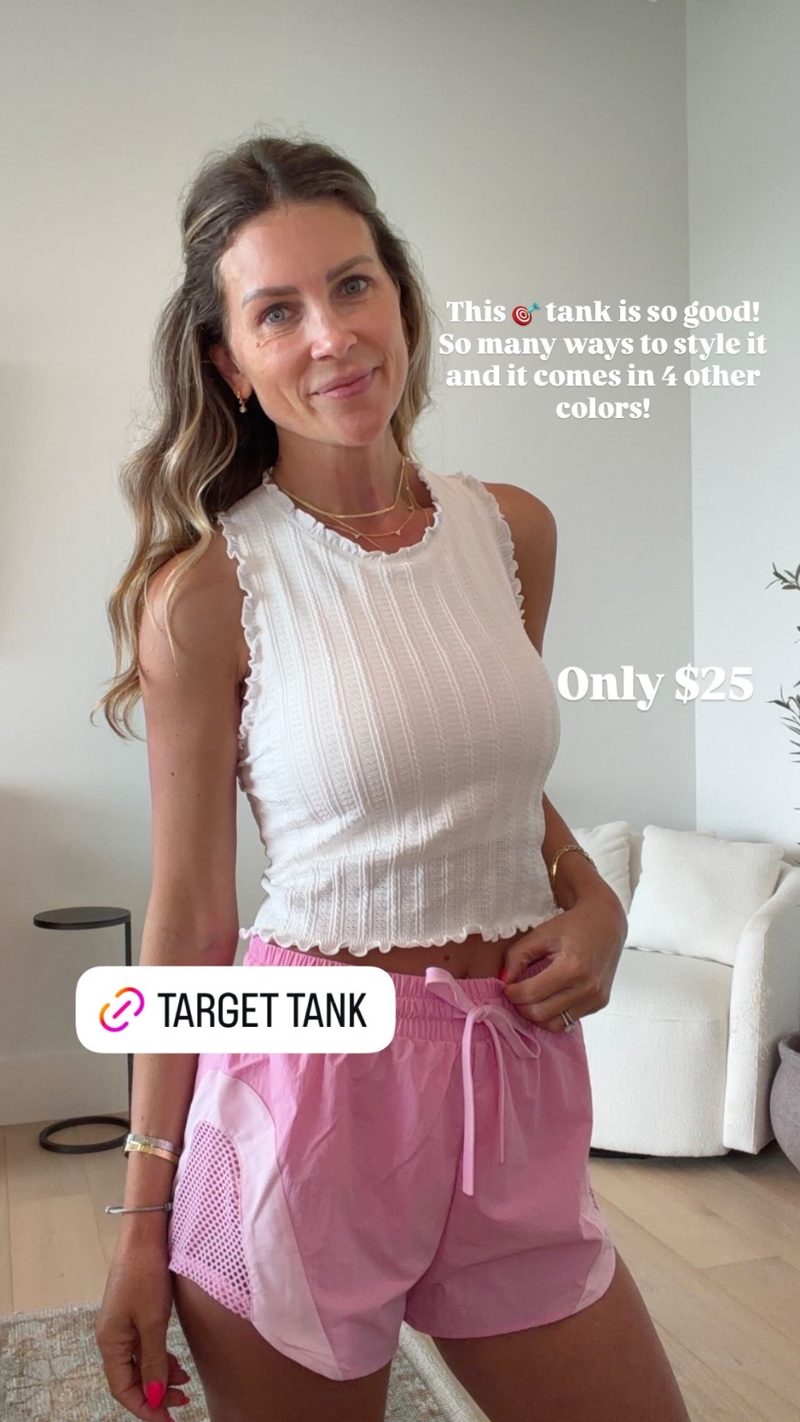 This 🎯 tank is so good! So many ways to style it and it comes in 4 other colors!  Only $25