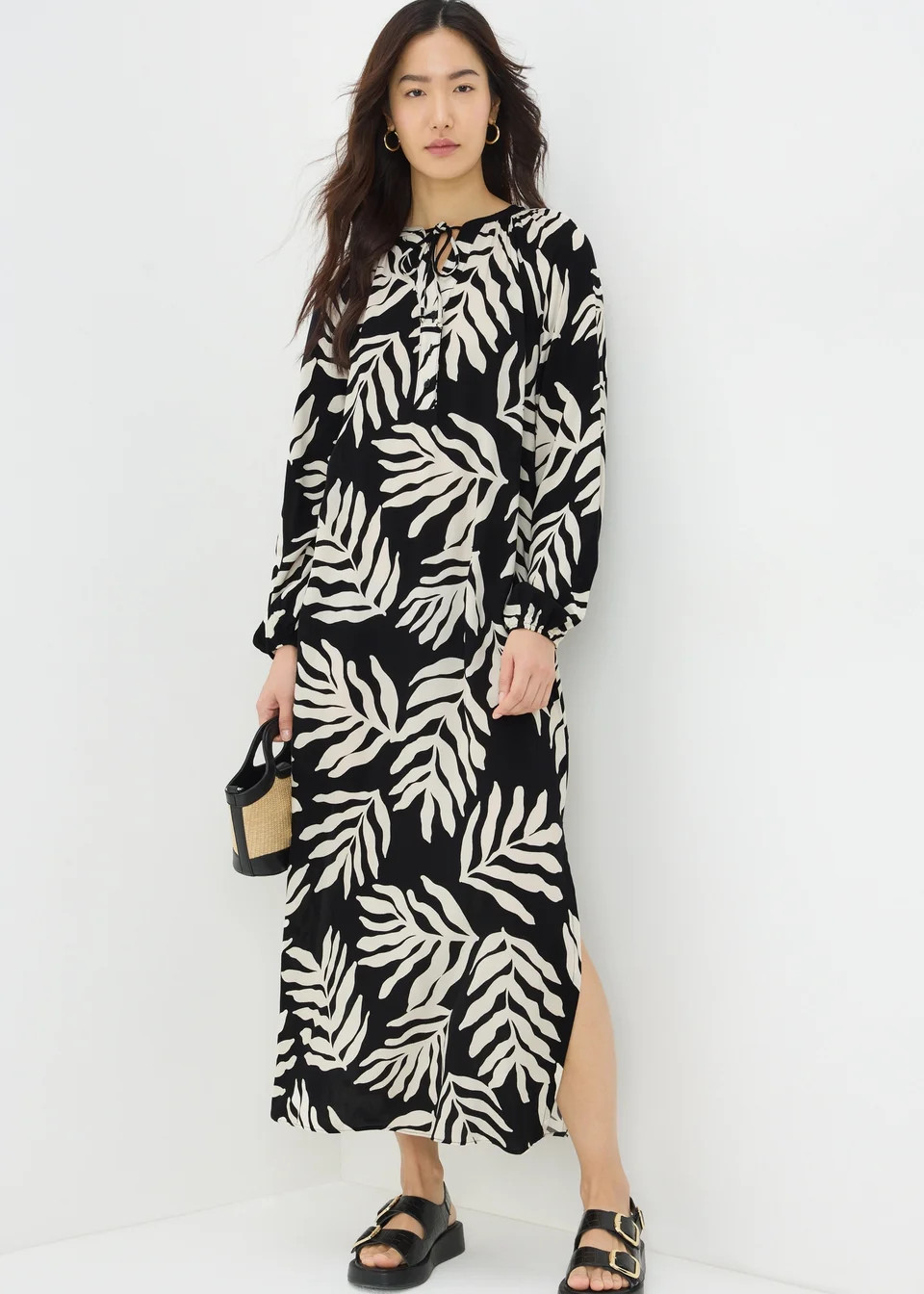 Black Monochrome Leaf Print Tunic Midaxi Dress | Matalan (UK)
