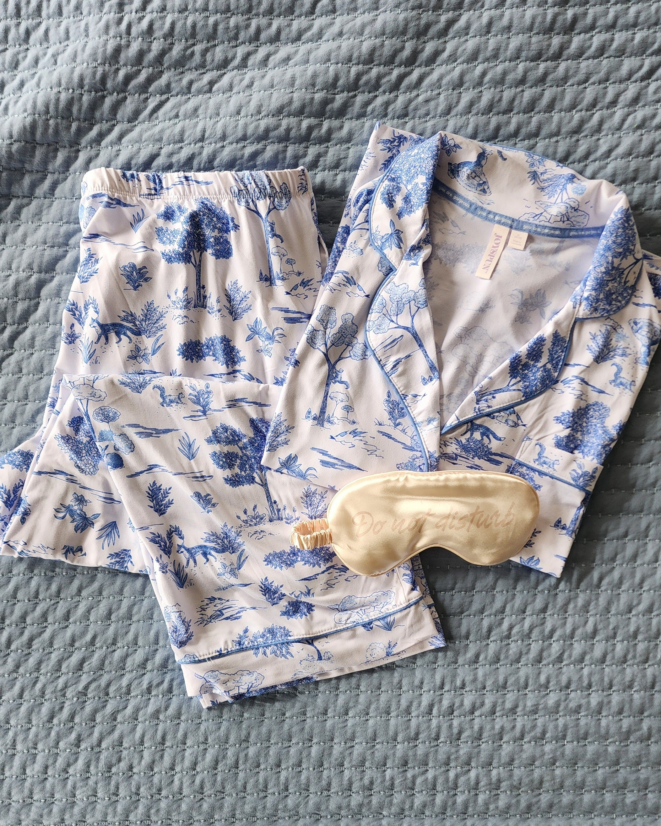 💙 #pajamas #cutepajamas #womenspajamas #chinoiserie #chinoiserieinspired #blueandwhite #walmart #joyspun #joyspunpajamas

#LTKMidsize #LTKFindsUnder50 #LTKWatchNow