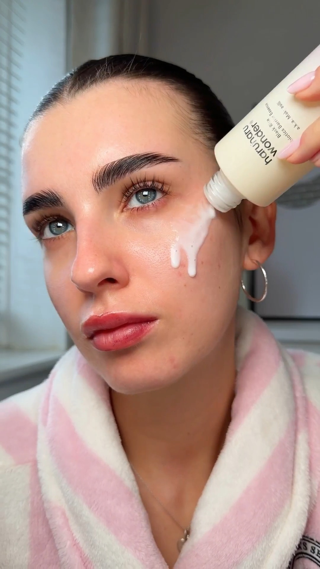 glass skin routine🪞

Skincare, rhode, medicube, Korean skincare 

#LTKuk #LTKspring #LTKbeauty