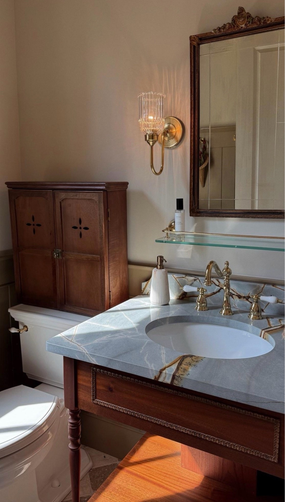 Shop our powder room! 
The mirror is vintage. ❤️

#LTKHome #LTKSeasonal