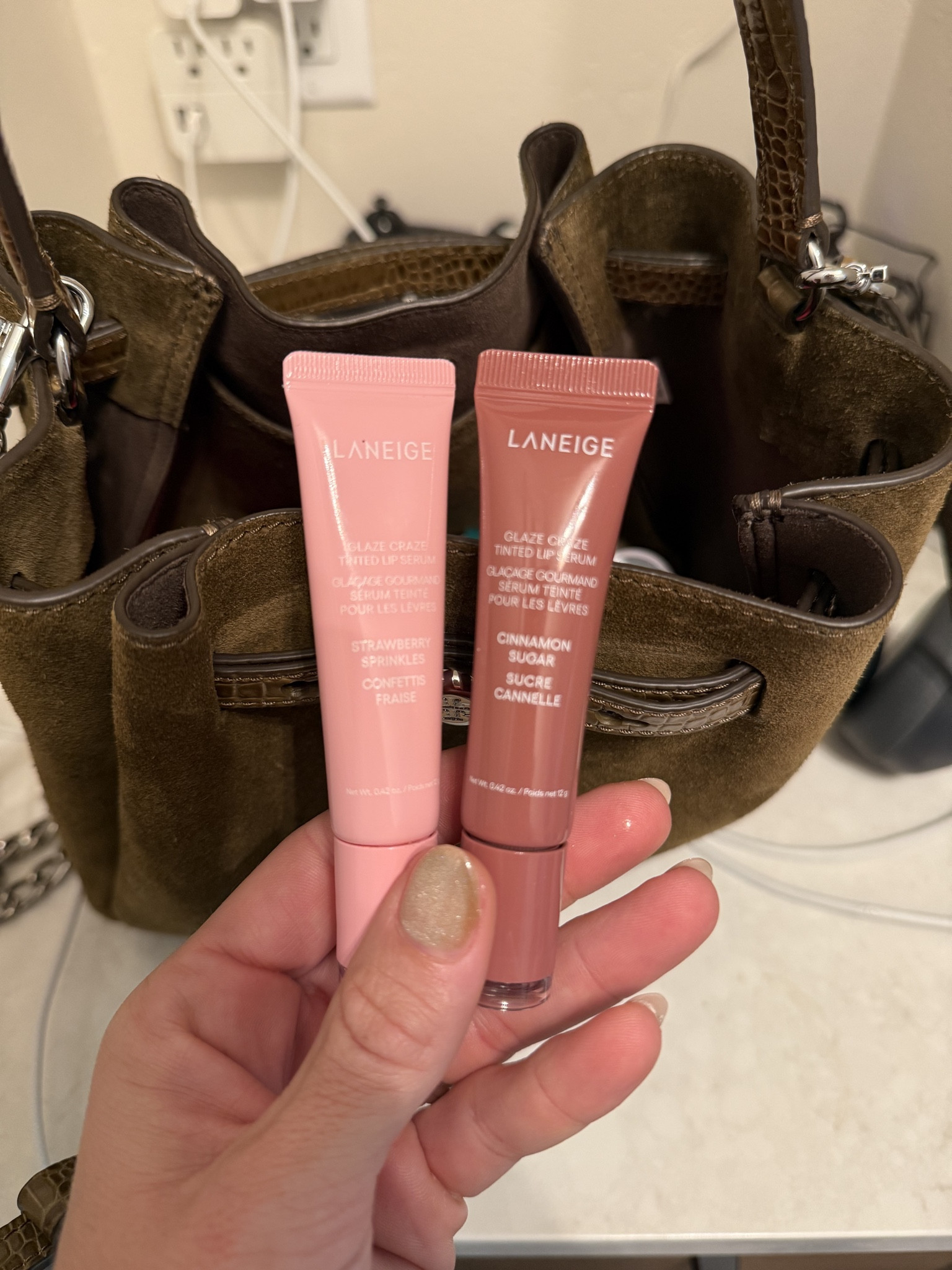 Lange glaze tinted lip balm

Beauty  makeup  skincare  lip care 

#LTKBeauty #LTKselfcare #LTKgrwm