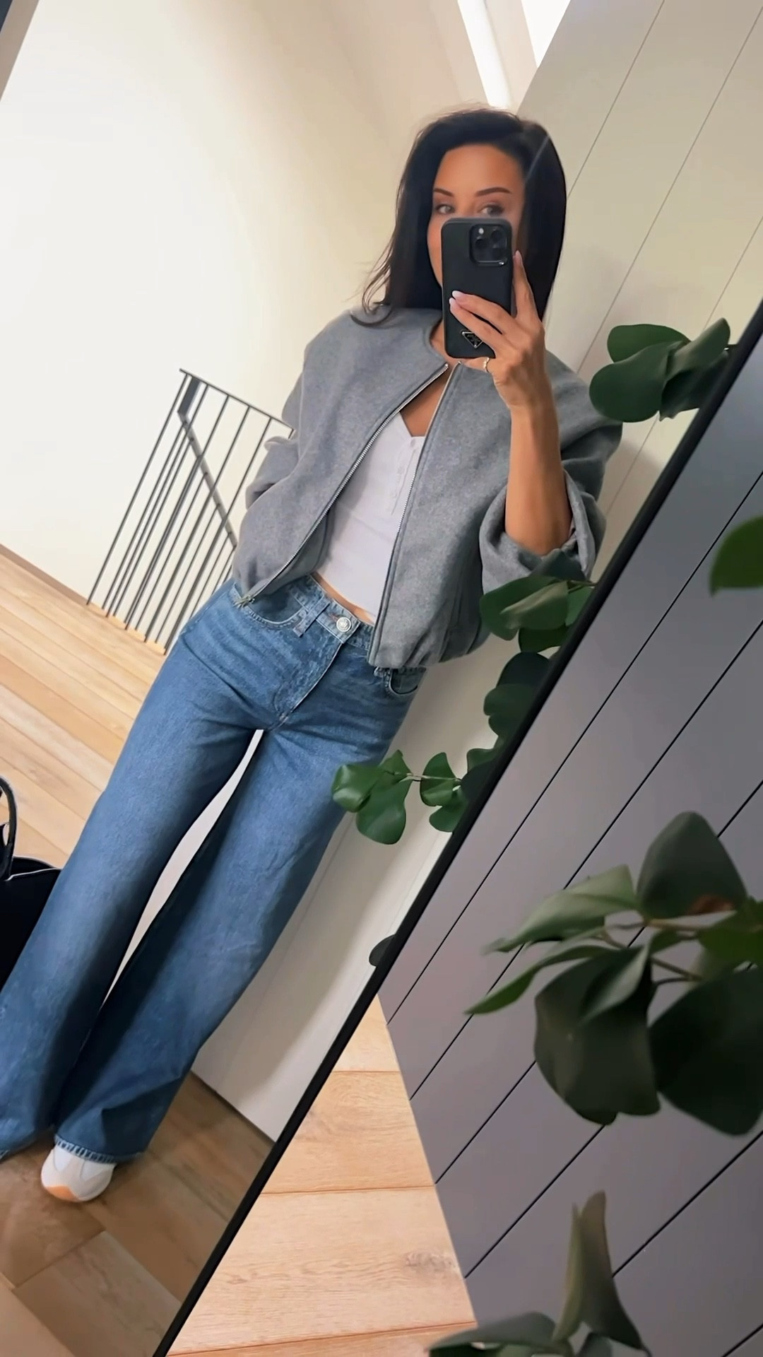 Easy travel day style - the “jean” sweatpants are glorious🙌🏼 I’m sizing down and wearing a size 24

#LTKFindsUnder100 #LTKOver40 #LTKStyleTip