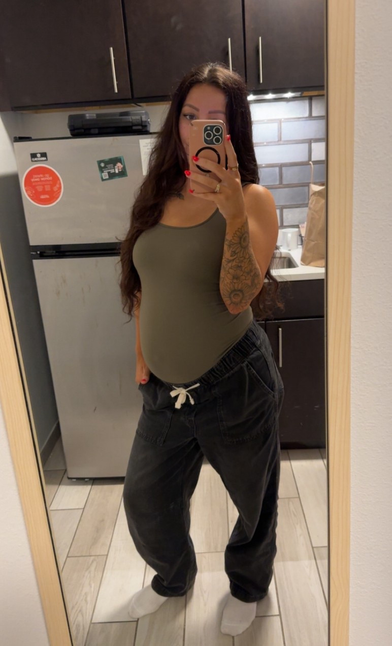Another pregnancy OOTD 🤰🏼❤️‍🔥

#LTKootd #LTKBump #LTKmomlife