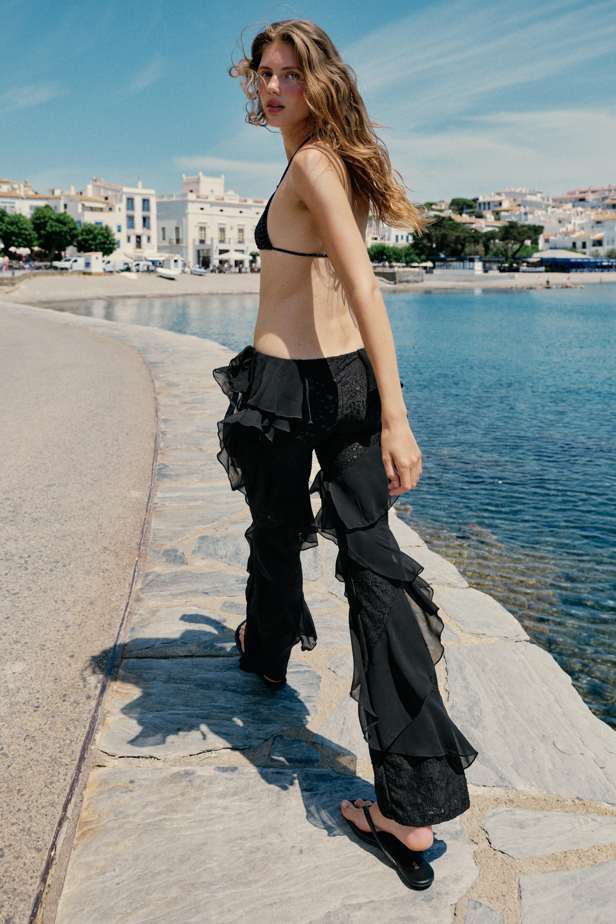 LACE RUFFLE PANTS | Zara US