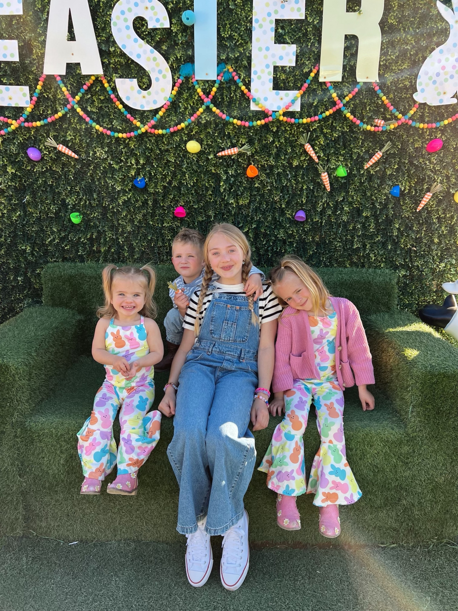 So excited for Easter🤍🐰🩷🩵 🥚🌼