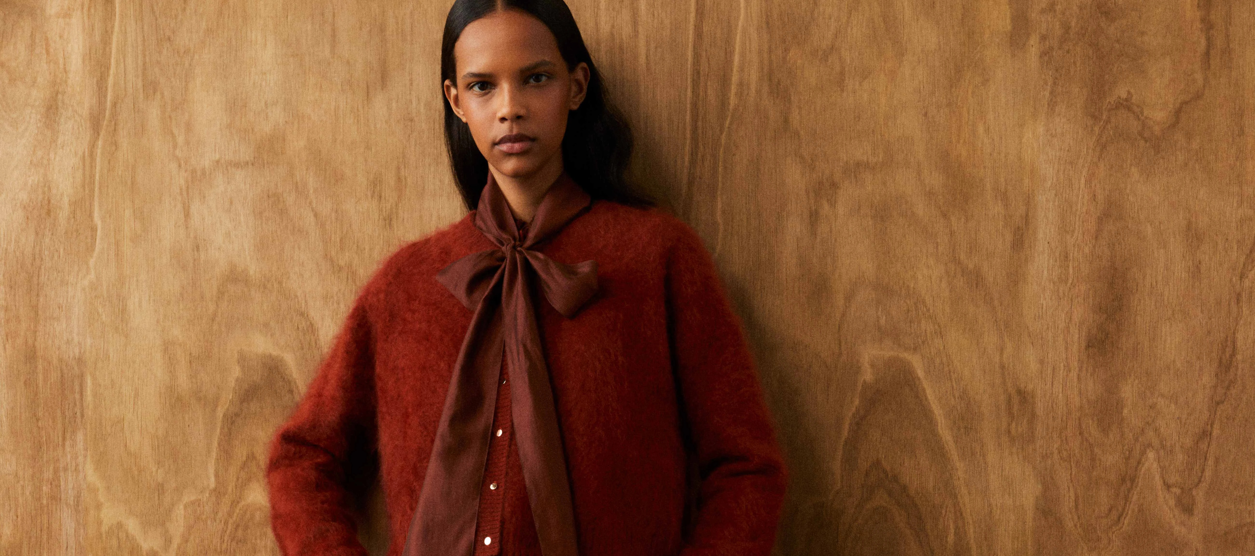 Mixed Media Midi Shirt Dress Ponte Mixed-Media   
        $425.00
      Colour Black  Black     U... | ME+EM US