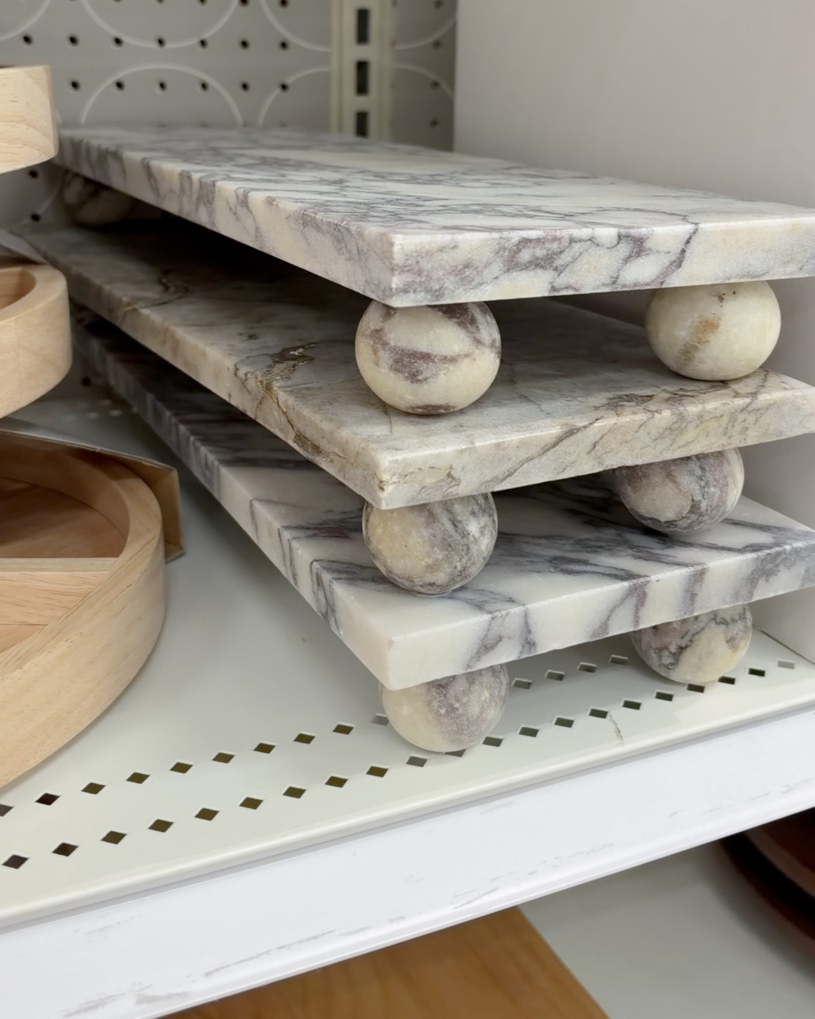 Spotted 👀 and had to share! This viral marble serving board is back in stock 🤍 it’s so stunning. I can’t believe it’s only $35!