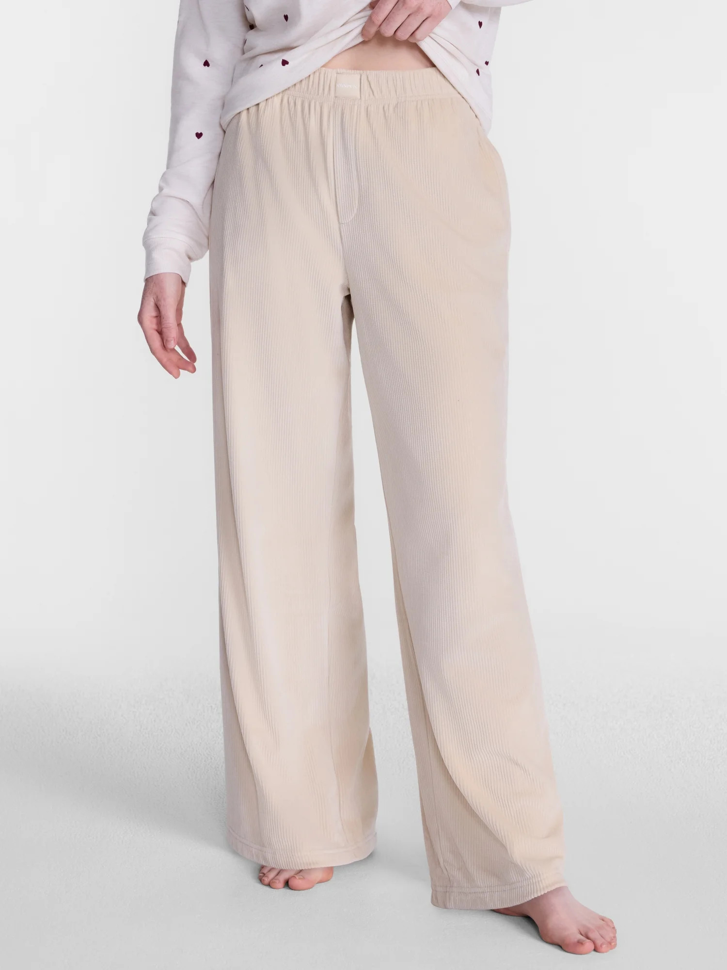 Joyspun Women's Velour Sleep Pants, Sizes XS-3X | Walmart (US)