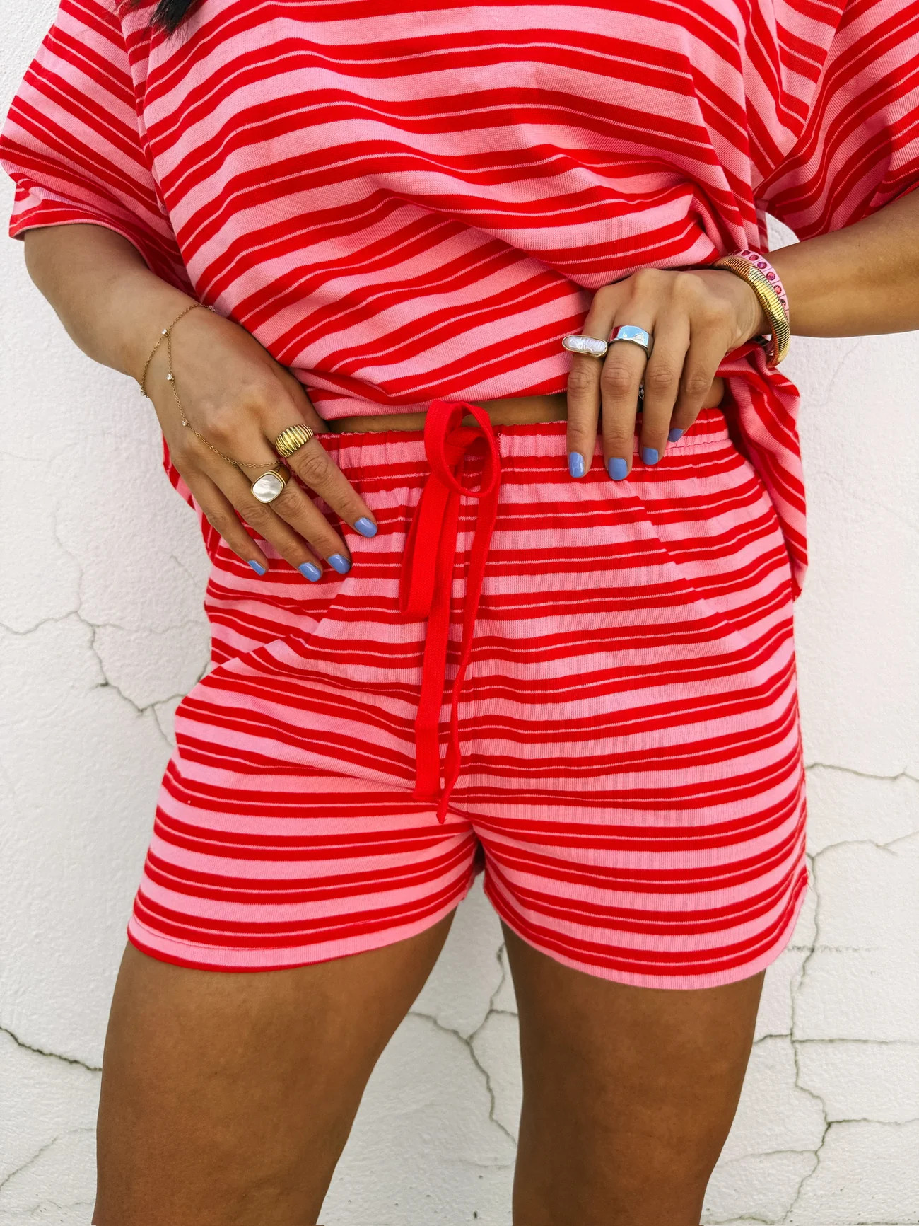 jump in the line shorts - pink / red | Etta+East