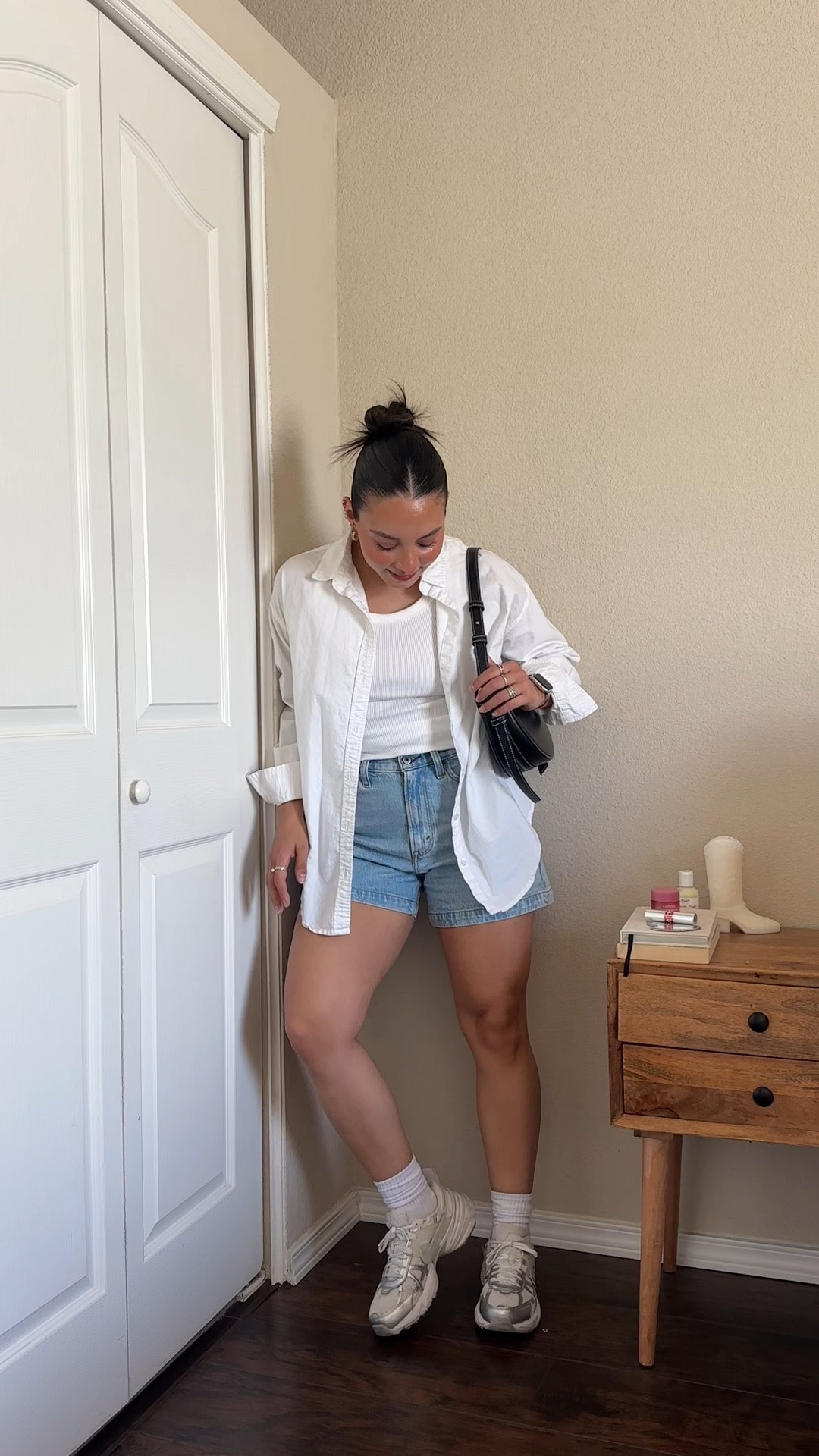 denim shorts ootd🤍 — wearing shorts in size 2/26 tts + top in size x-small + button up is from past seasons of brand beachlunchlounge — bag is Polene numero dix👜

#LTKSeasonal #LTKStyleTip #LTKFindsUnder100