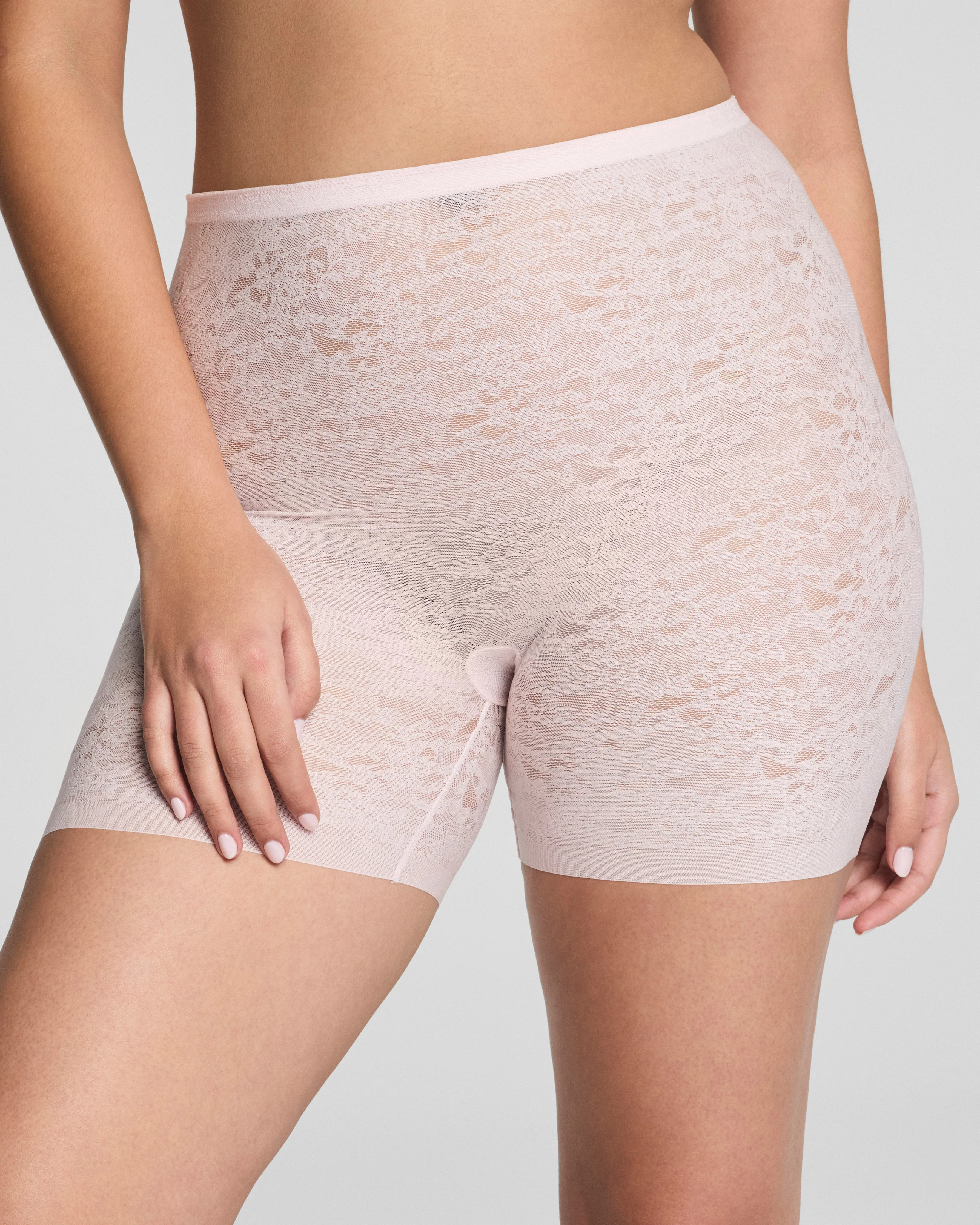 SPANXsupersmooth™ Day to Date Night Lace Girlshort | Spanx