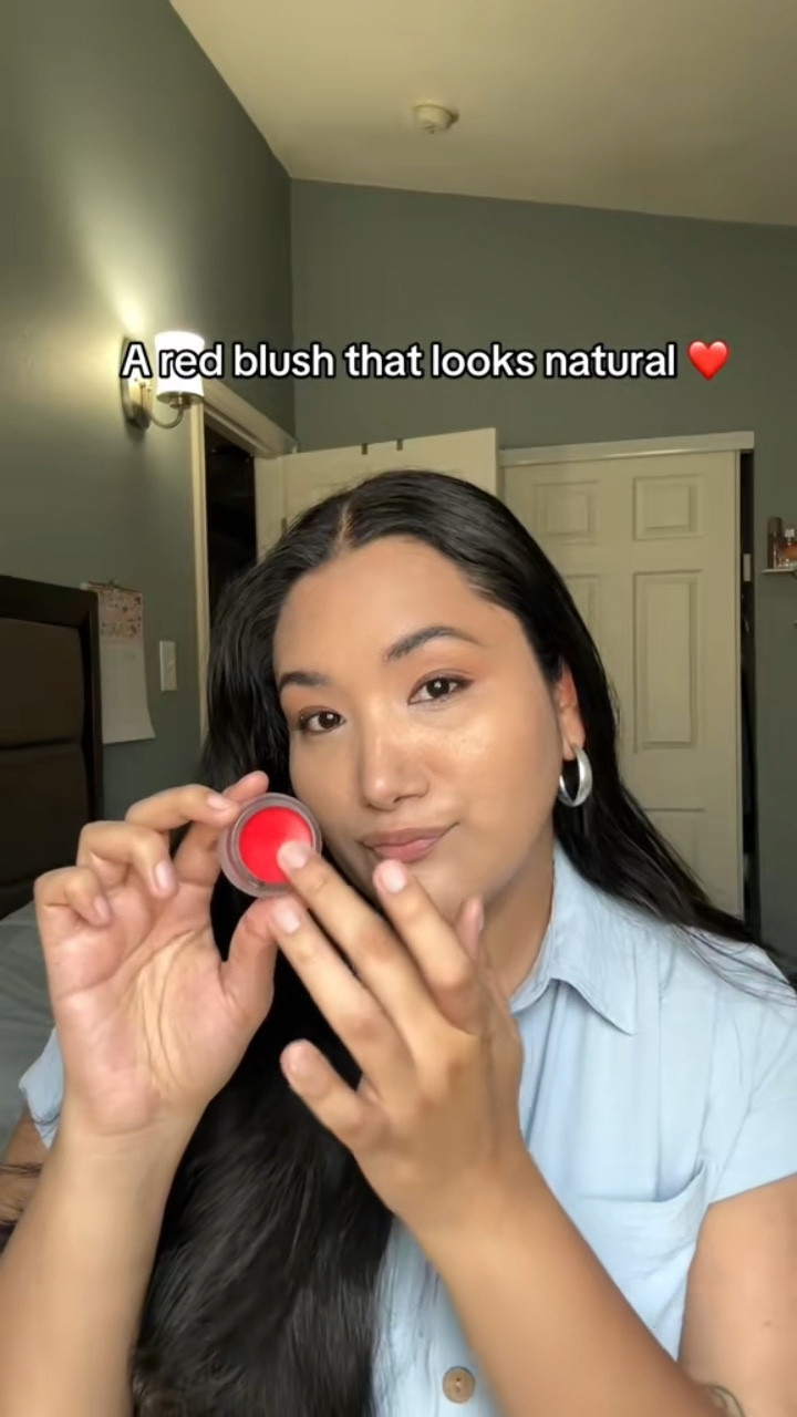 A red blush that looks natural and beautiful! ❤️❤️❤️

#LTKU #LTKBeauty #LTKFindsUnder50