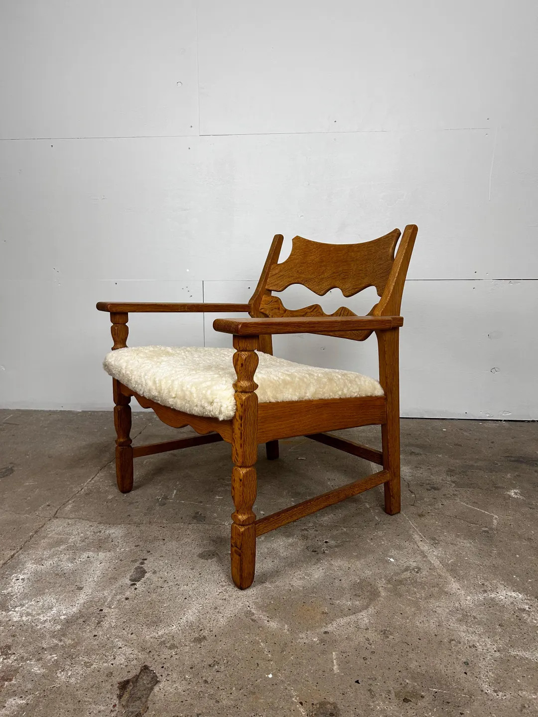 Henning Kjaernulf Vintage Sculptured Danish Armchair | danish Design | 1960s | Etsy (US)