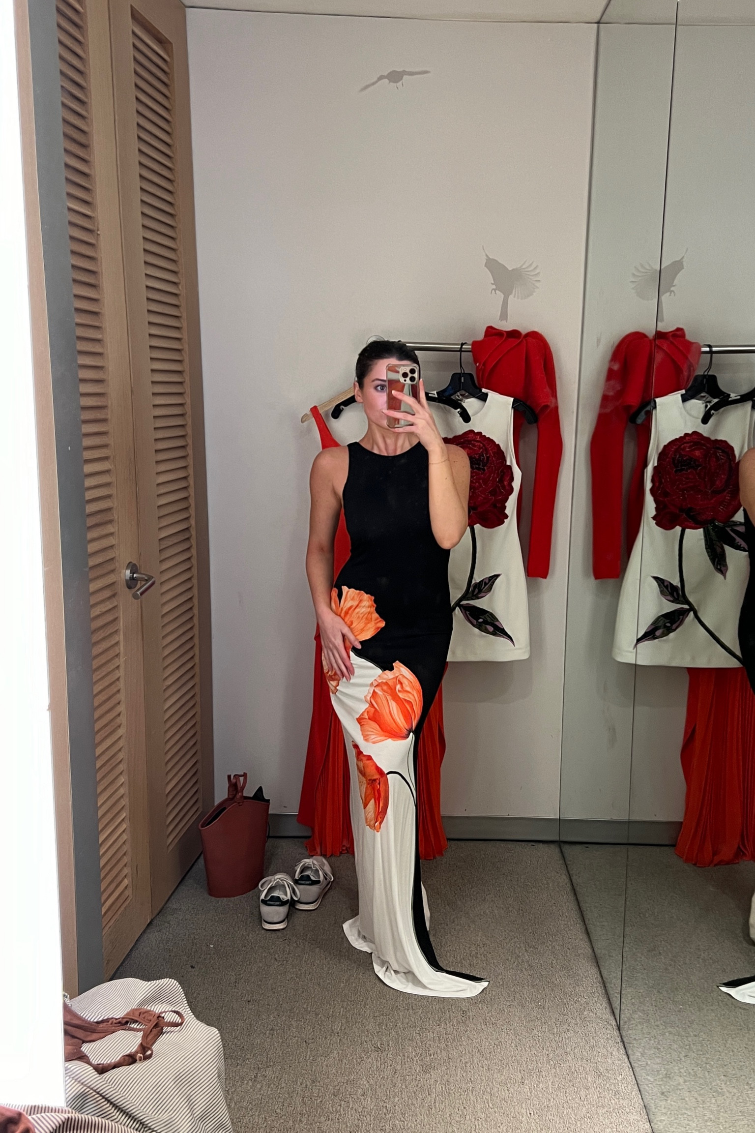 I tried on this Alice & Olivia dress for fun when I was picking out the rose dress behind me and I’m still thinking about it!! It’s so soft & comfy! The material would feel great to throw on after a beach day. Linking other Alice & Olivia dresses available at BG right now!

#LTKTravel #LTKSeasonal #LTKParties