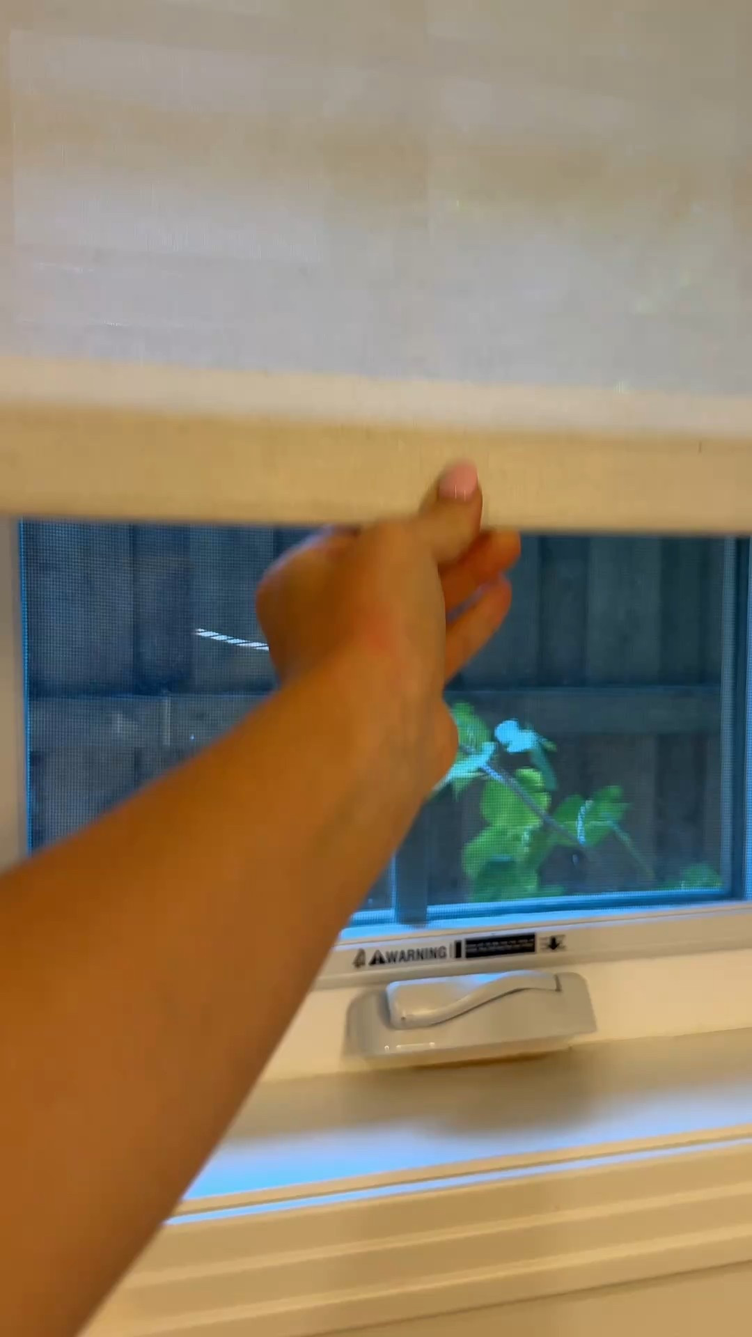 happy monday🤍

#LTKPetite #LTKHome #LTKFindsUnder100